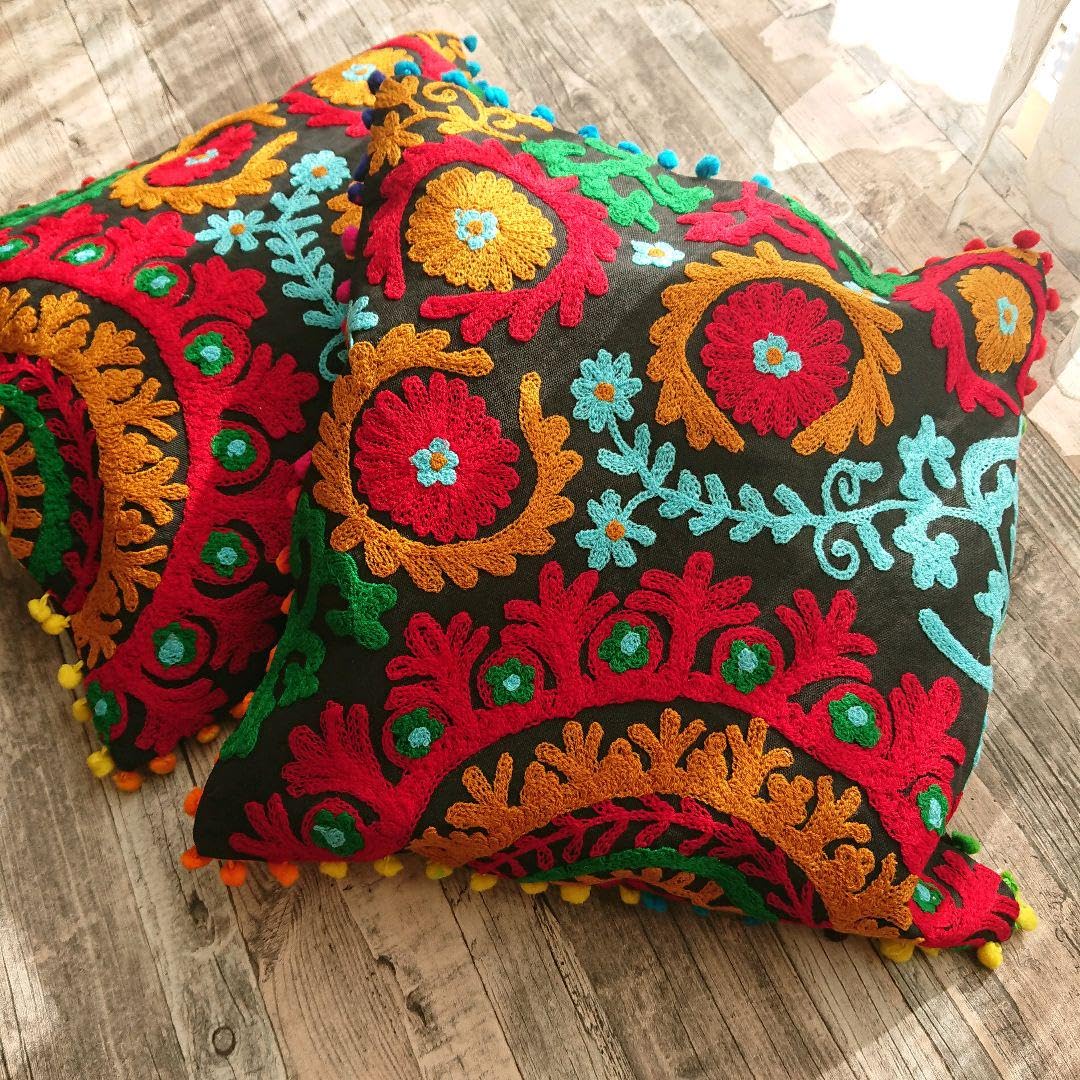 新品　スザニ　花柄刺繍の黄色 新品スザニ花柄刺繍の黄色