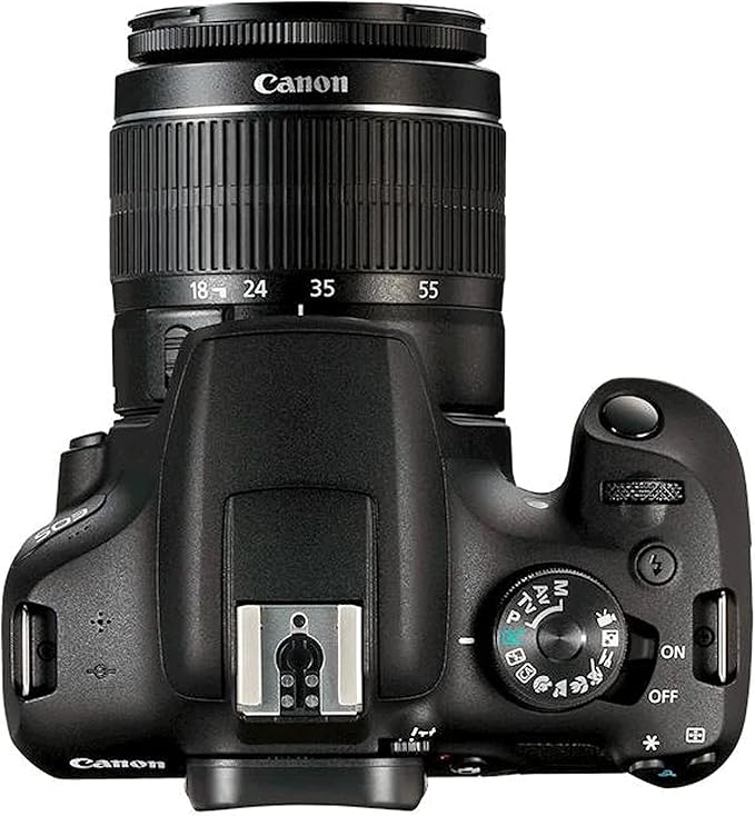 Cámara DSLR Canon EOS Rebel T7 con lente 18-55mm y accesorios miniatura 6