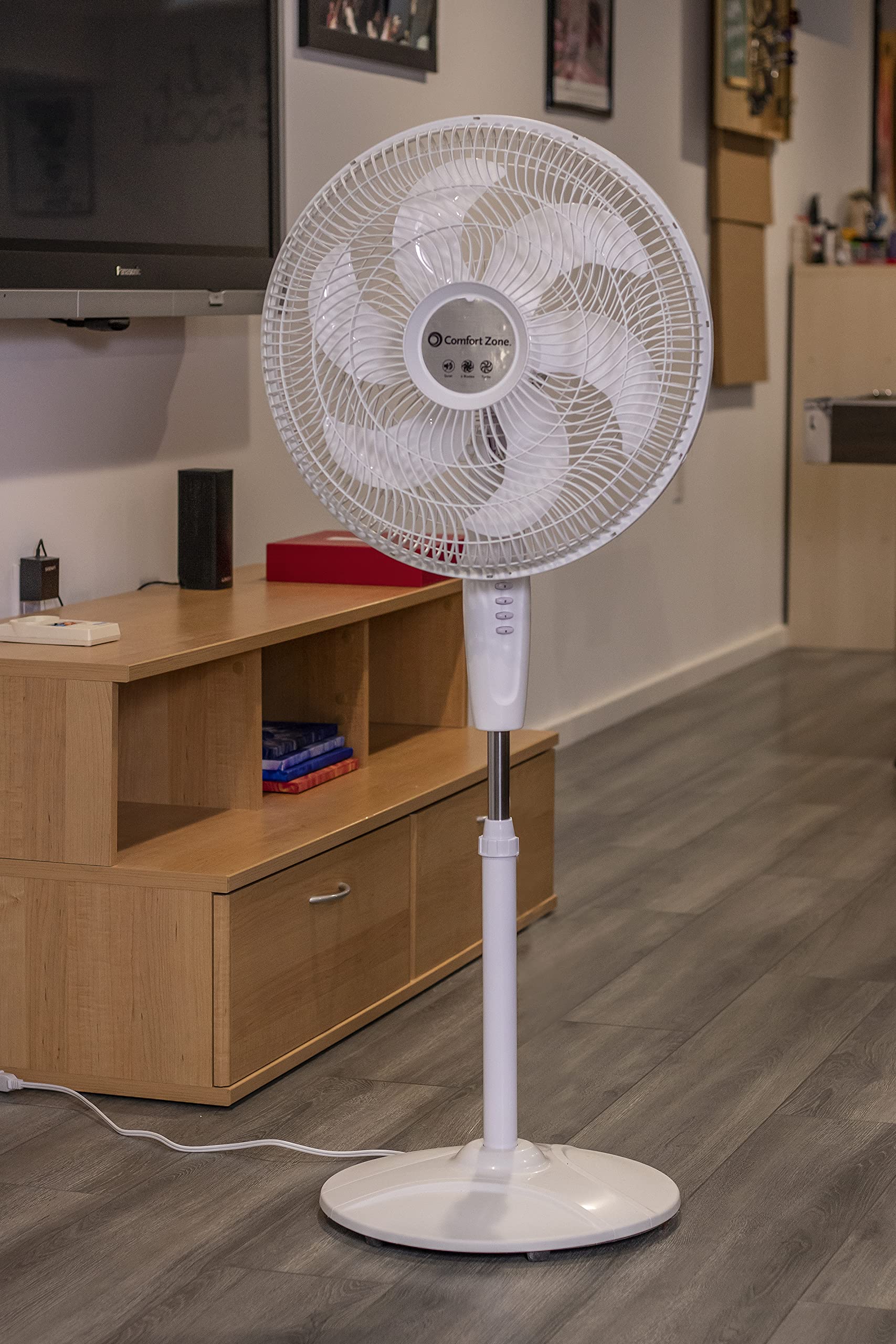 Comfort Zone CZST180WT Stand Fan-6 Blades, 30% Stronger Air Flow, Tri-Curve Grill for Less Noise-180° Adjustable Tilt, 3-Speed Button Control, 18-inch, White