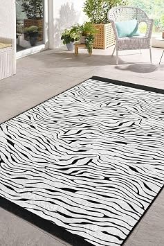 RealHomes Siyah Beyaz Zeminde Zebra Motifli Post Desenli Klasik D  Mekan & Outdoor Kaymaz Taban Sa akl  Hal  HaliDik-Deluxe-12145, 80 x 200