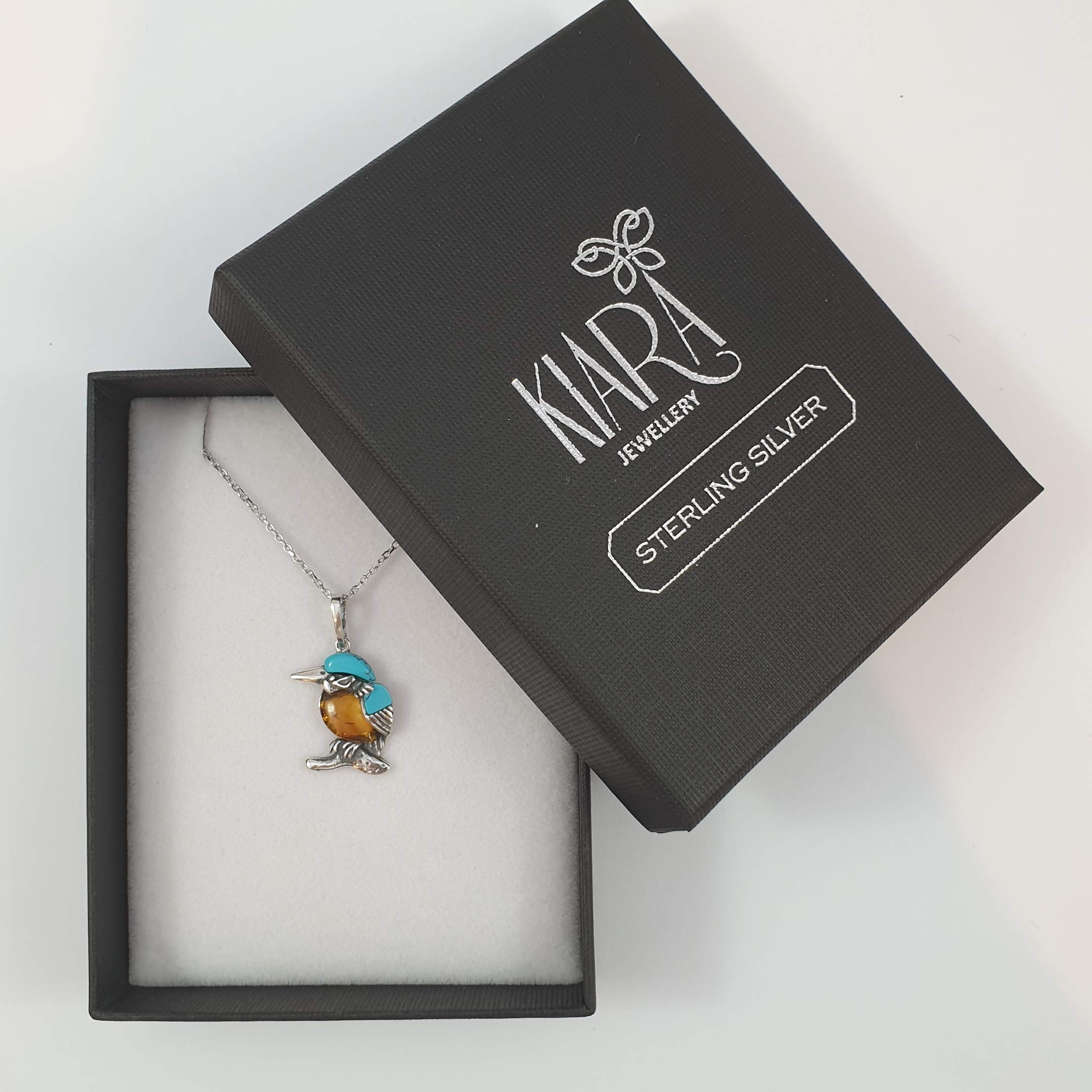 Collana con ciondolo a forma di piccolo martin pescatore in argento Sterling, con inserto in ambra baltica e turchese, su catenina in argento Sterling da 45,7 cm, Argento Sterling,