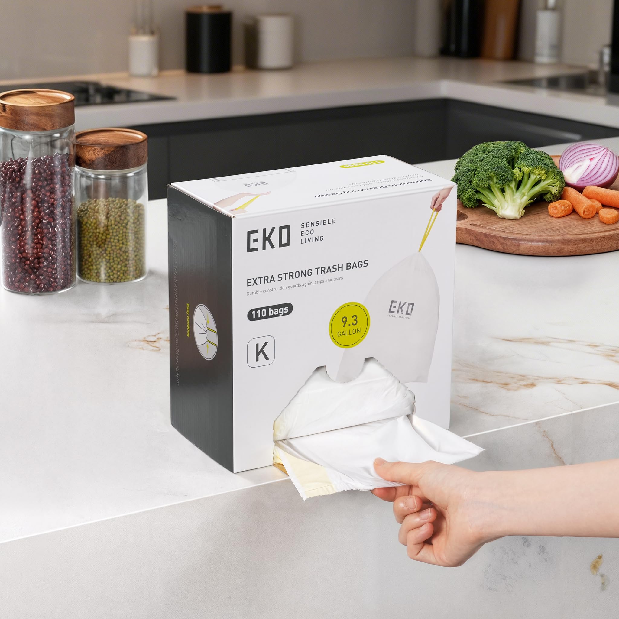 EKO - Bolsas de basura con cordón de 30-35 L, 110 unidades, para cubos de cocina altos, extrarresistentes y resistentes a fugas, sin perfume, blanco, código K