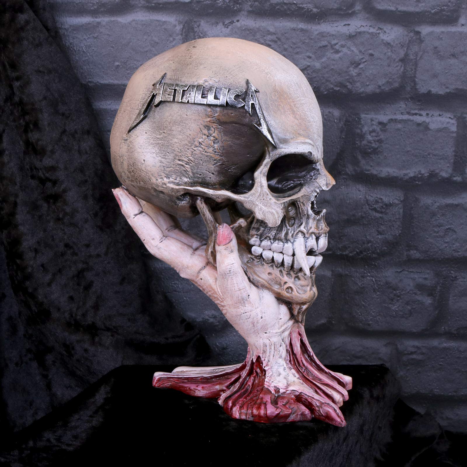 llica スカル彫刻　置物 sad but true Amazon.com: Nemesis Now Metallica Sad But True Skull, Pushead