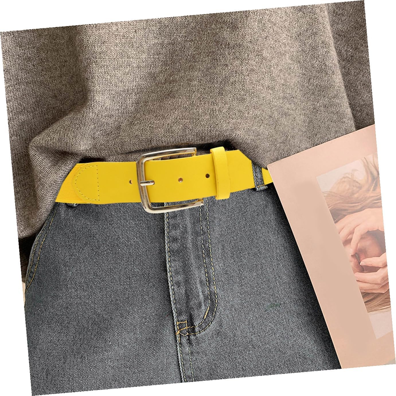 Baseball Belt for Men and Women, Adjustable Elastic Softball Belt, Stretch Synthetic Leather Waistband for Outdoor Sports and Youth Players, Yellow Random Color