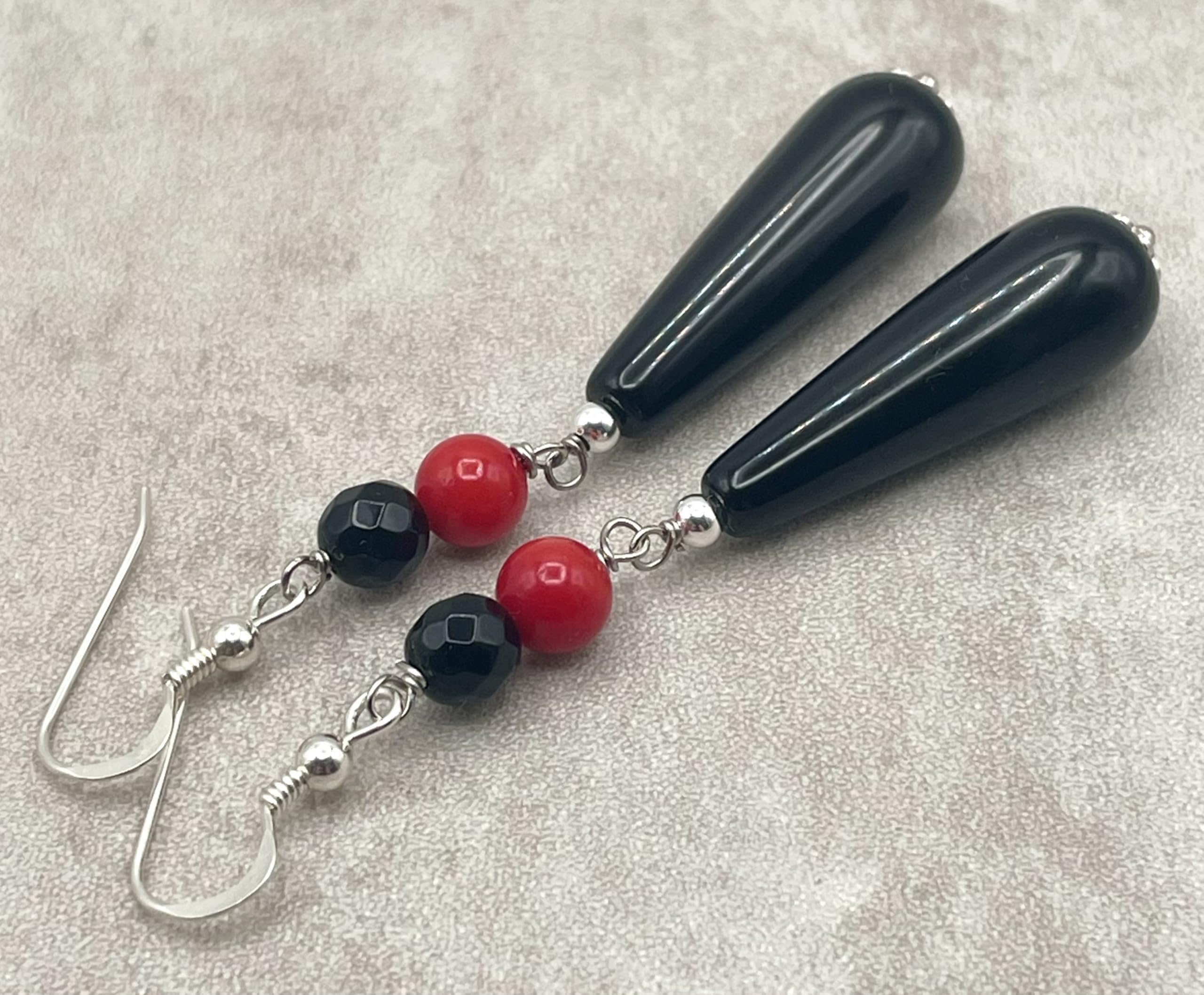 Orecchini in Onice Nero e Corallo Rosso, Pendenti Lunghi in Argento 925, Gioielli Pietre Dure, Bijoux Artigianali, Regalo per Lei