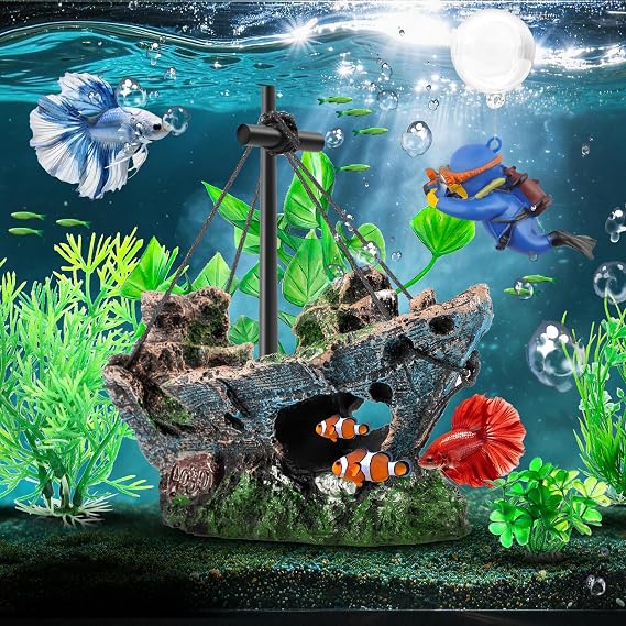 CousDUoBe 6 Pack Little Diver Floating Fish Tank Decoration,Mini Floating Submarine Aquarium Plants Sunken Ship Decoration Safe Resin Fish Tank Decor for Betta, Shrimp (5.3 x 2.5 x 4.5 inches)