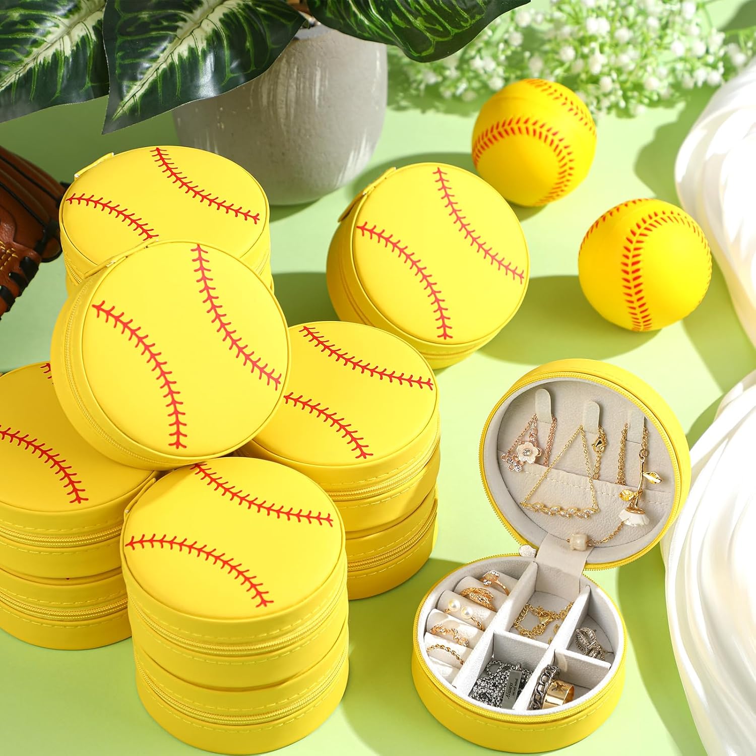 Dansydaisy 12 Pcs Sport Team Gifts Bulk Softball Baseball Volleyball Tennis Travel Jewelry Boxes Sport Jewelry Cases for Party Favor