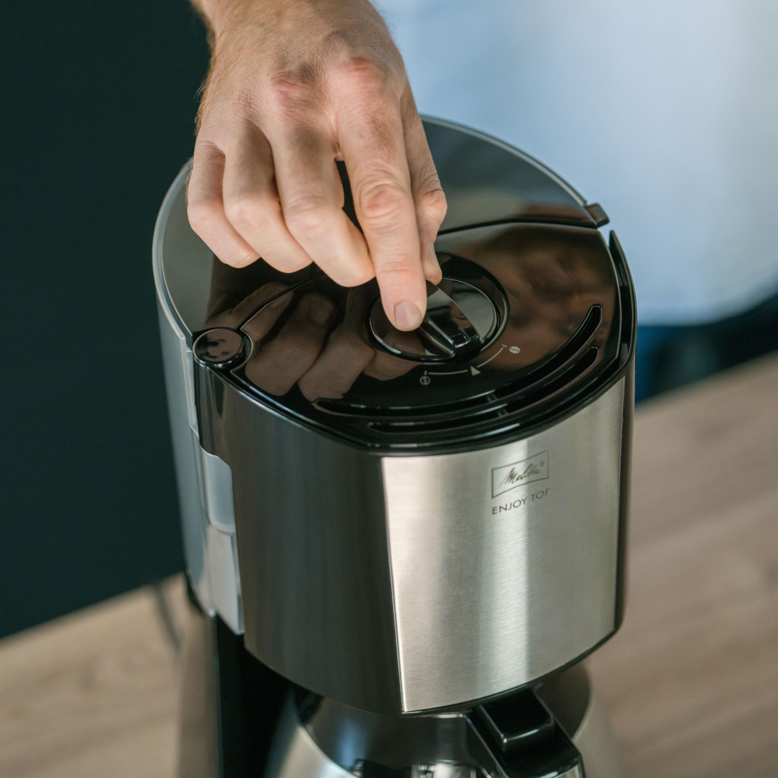 Melitta Cafetière à Filtre avec Verseuse Isotherme en Acier Inoxydable, Noir/Acier Brossé, 1017-08