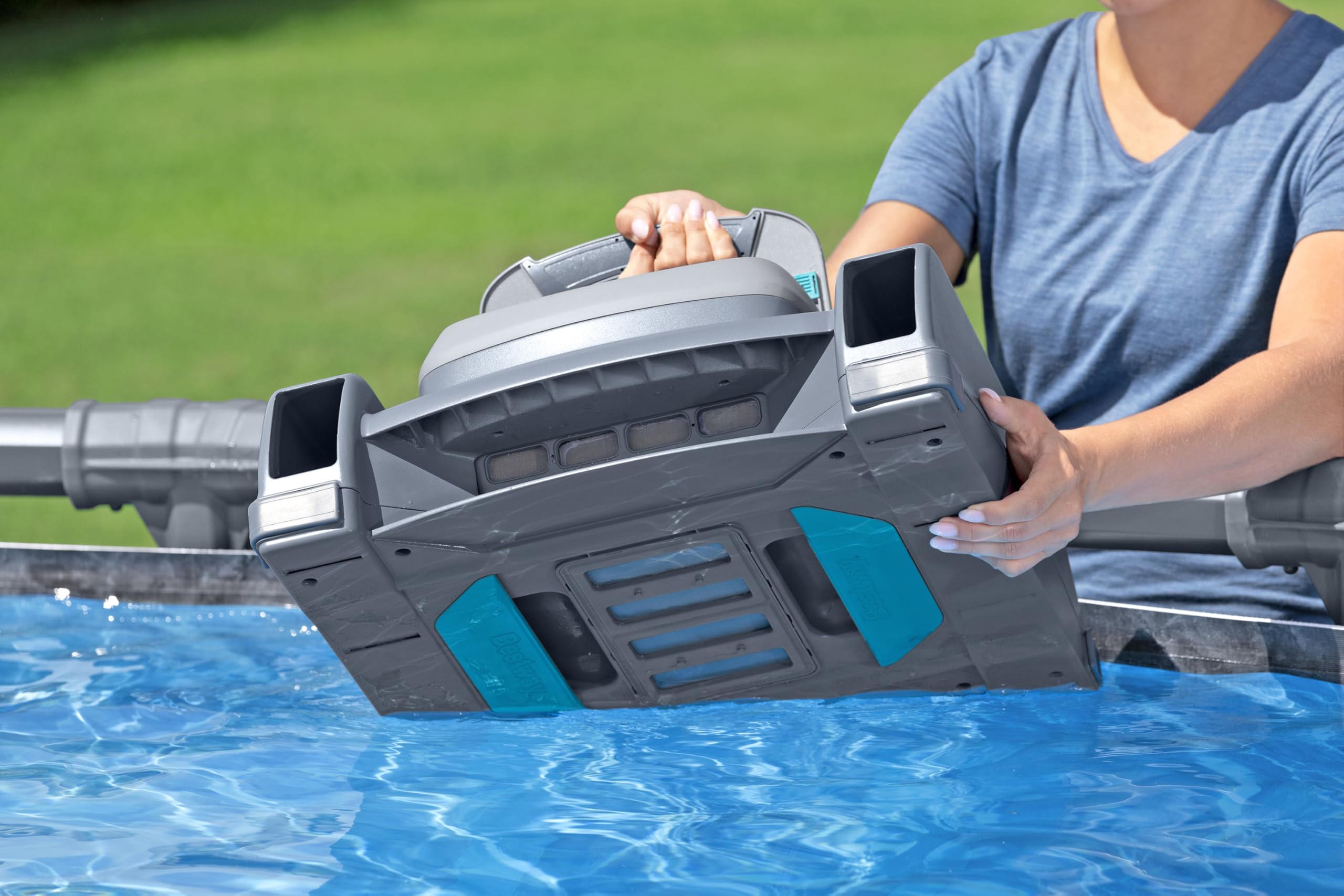 Bestway Autonomer 2-1 Poolroboter AquaTronix G300 mit Oberflächenskimmer, kabelloser Akku Poolsauger für automatische Poolreinigung von Boden & Oberfläche bis 50 m²