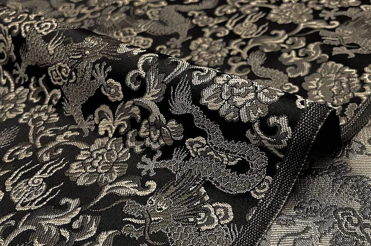 Amazon | 和柄 生地 京都西陣織 金襴生地 龍 (黒) 50cm単位 切り売り