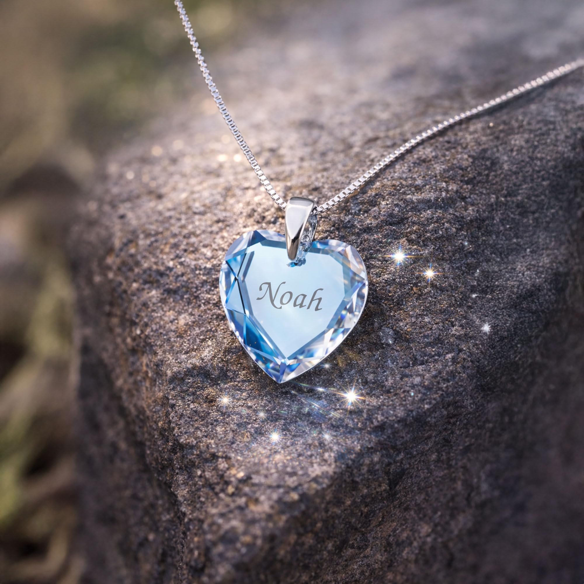 Personalisierte Namenskette 925 Silber mit Swarovski Elements Herzanhänger und individueller Namensgravur