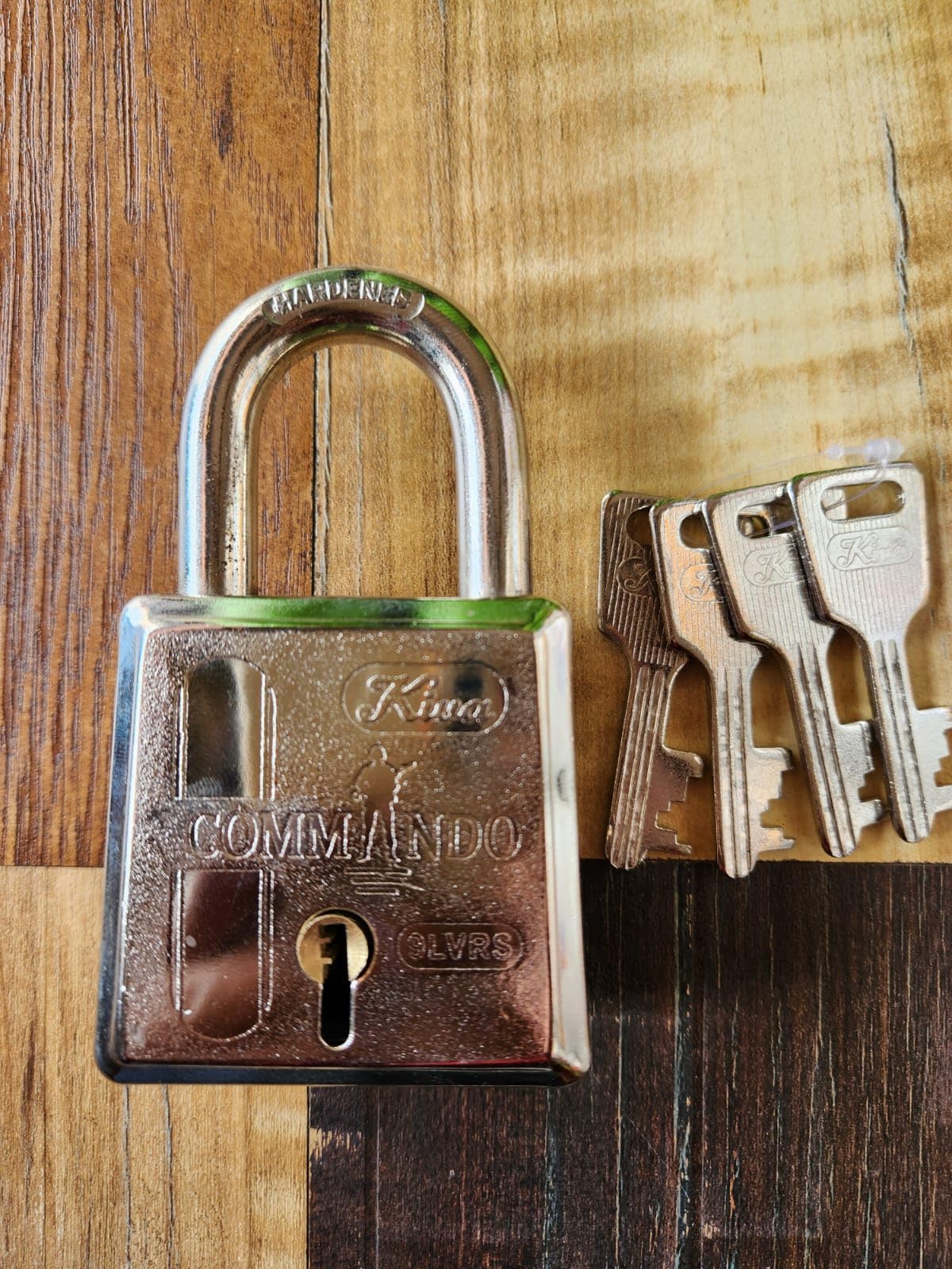 KESHAV'S Heavy Commando 65MM 9 LEVERS Square Hardened Shackle
