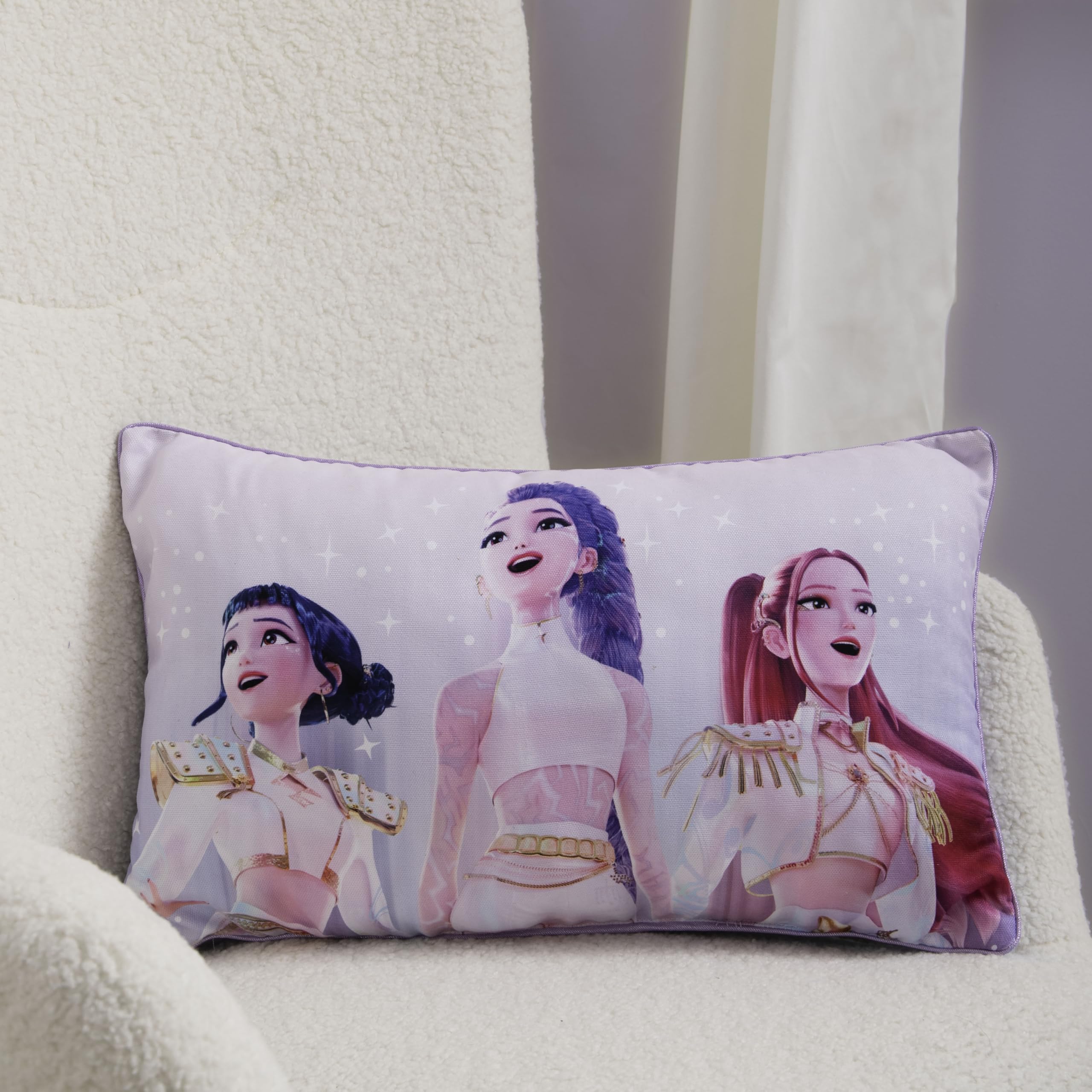 Cuscino cilindrico con licenza ufficiale K-Pop Demon Hunters, cuscino super morbido | Design celestiale reversibile, viola | Perfetto per l'arredamento della camera da letto o del soggiorno