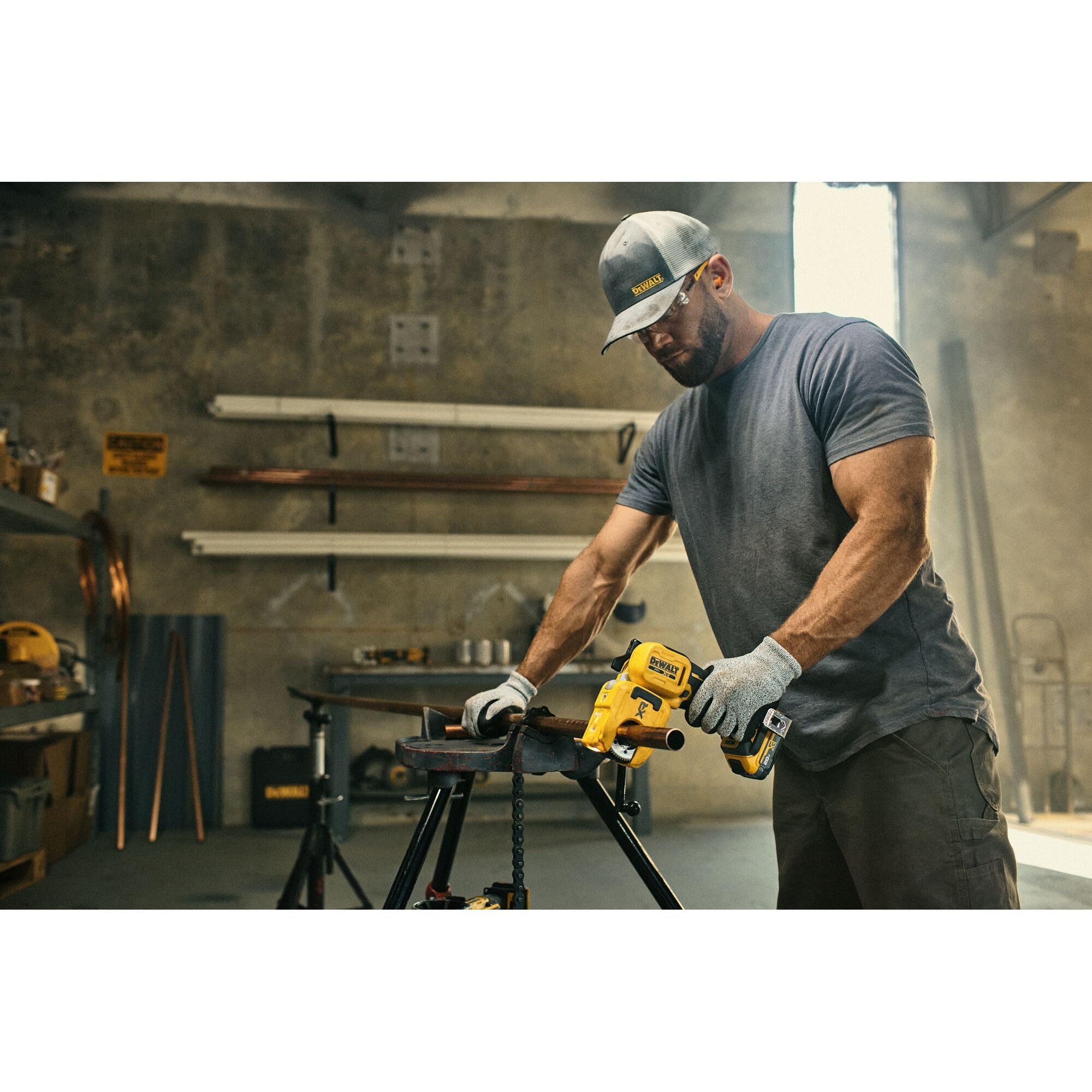 DEWALT Kit de coupe-tubes en cuivre XR 20 V MAX 1-1/4 po (DCE154E1)