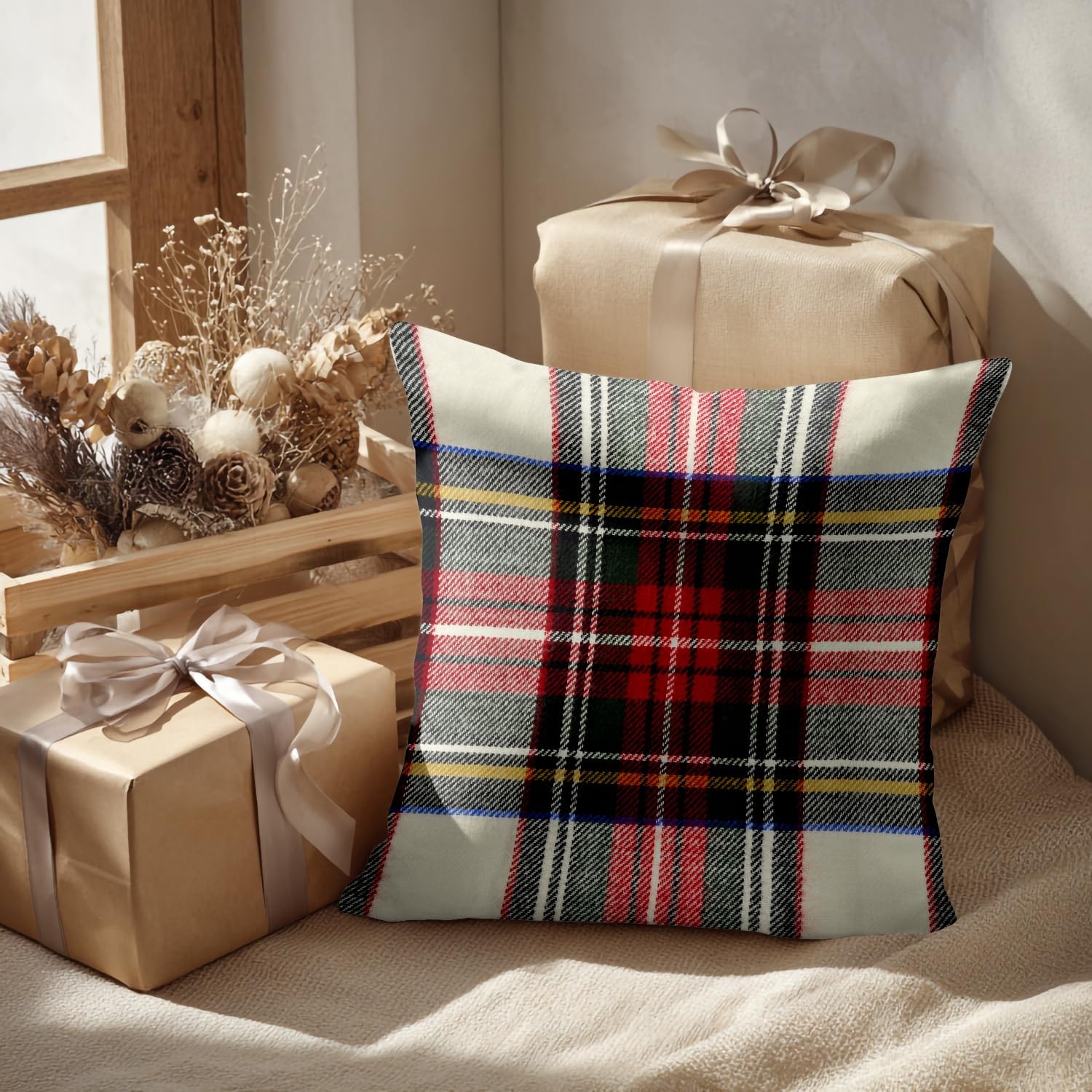 Batmerry Scottish Tartan Throw Pillow Covers, Green Wool Plaid Symmetric Square Fashion Decorative Pillow Covers Digital Printing Blended Fabric for Couch Sofa Bed Invisible Zipper 26X26 in(Set of 2)