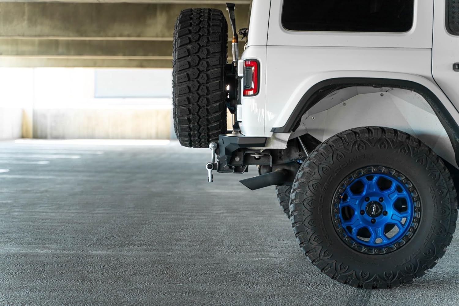 DV8 Offroad FS-15 Series Rear Bumper for the 2018-2026 Jeep Wrangler JL | Compatible with Factory Hitch | License Plate Relocation Bracket with Plate Light | Welded-in Zip Tie Tabs