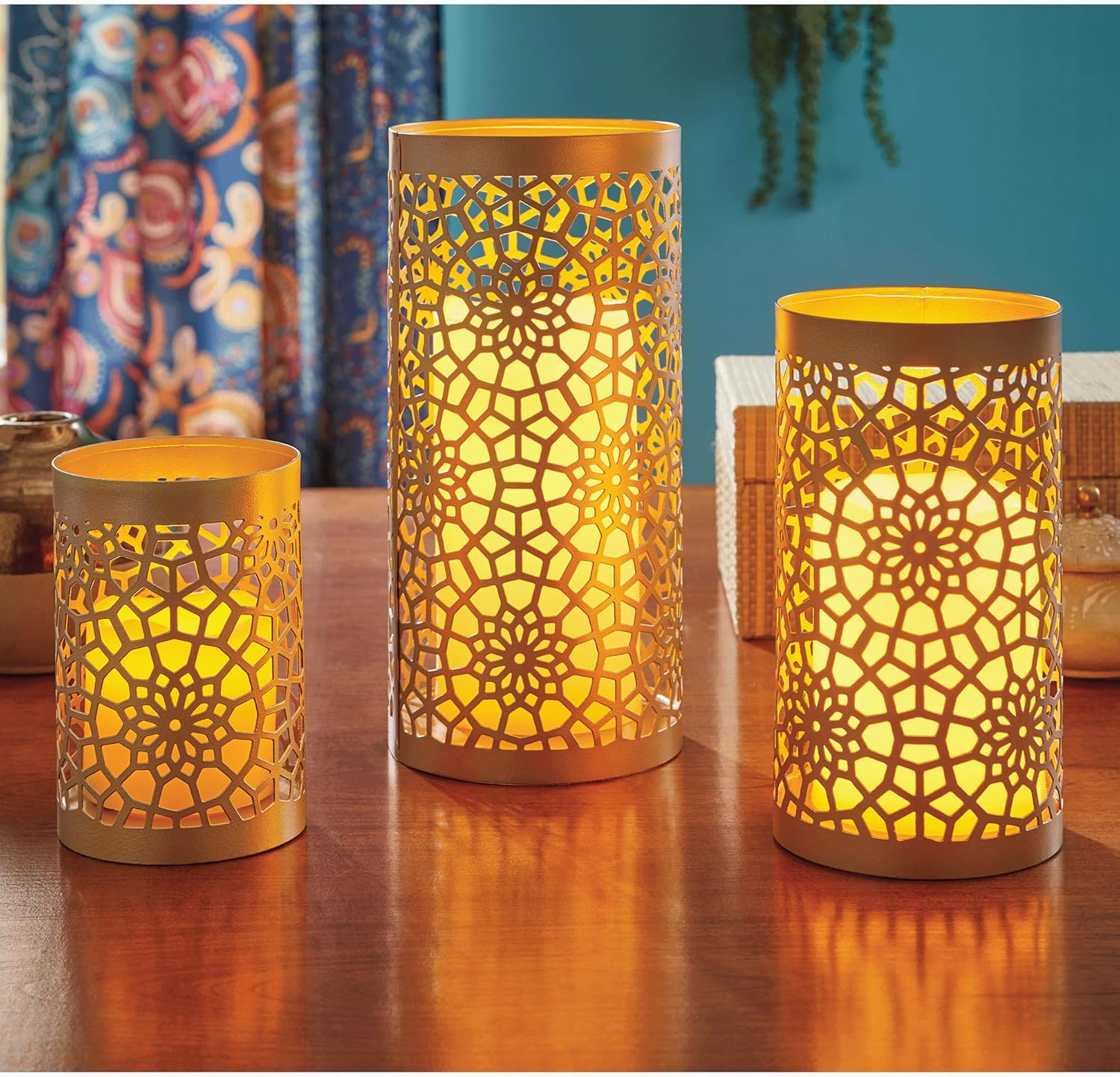 Montgomery Ward Set of 3 Lasered Medallion Hurricane Candle Holders, Metal Pillar Candle Holder Lanterns, Decorative Hurricane Lamp Décor