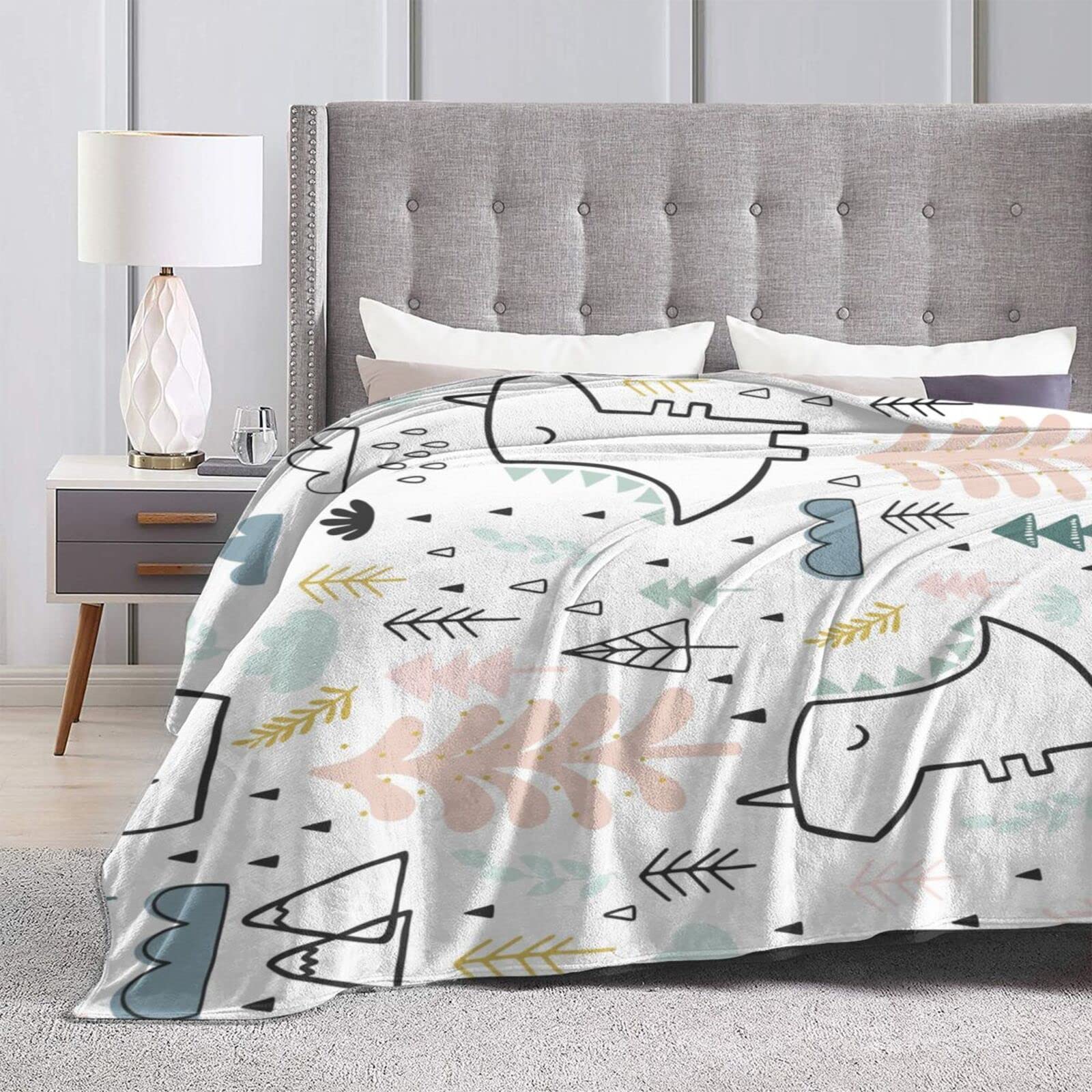 Amazon｜ブランケット 毛布 フランネル ひざ掛け恐竜 子供絵 北欧 森