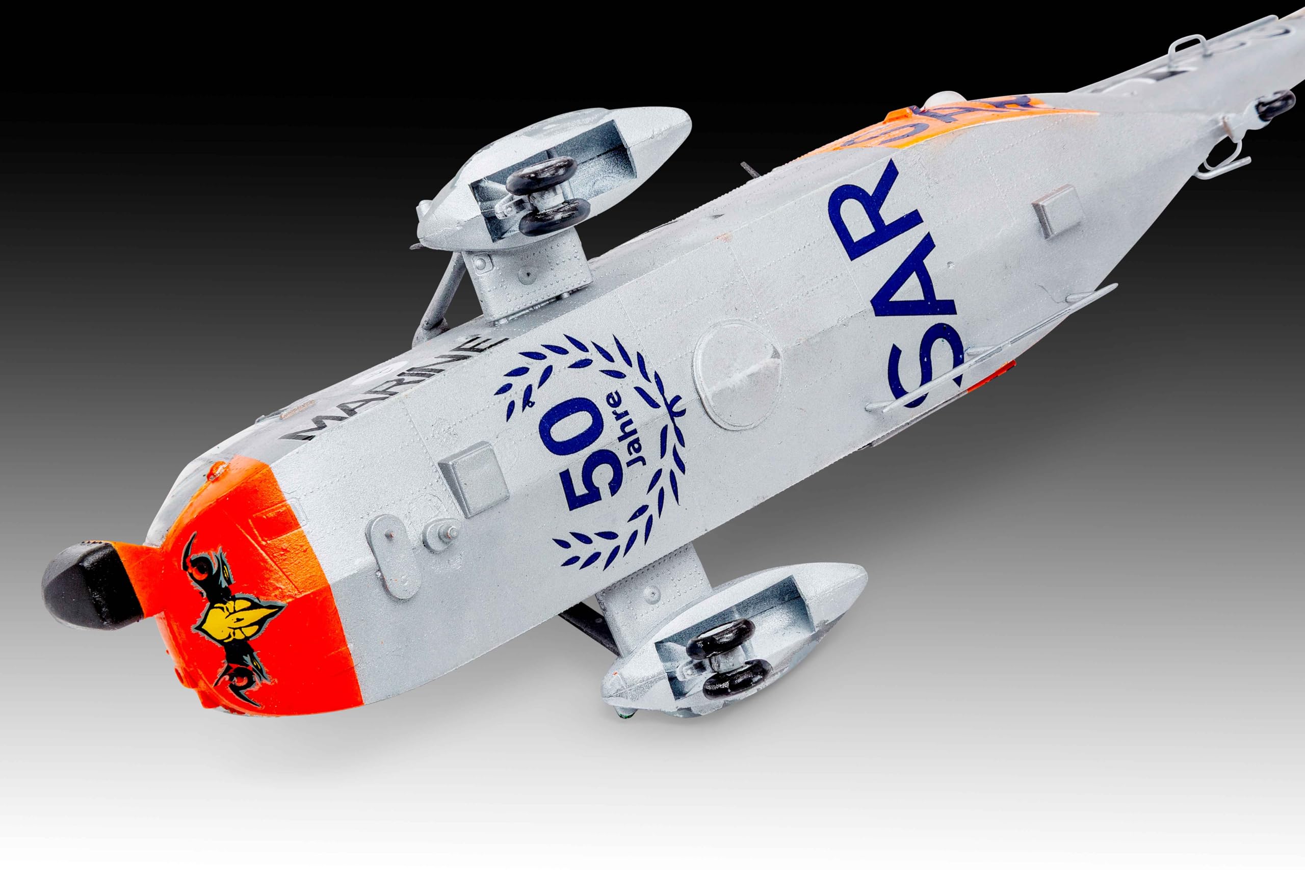 Amazon | ドイツレベル 1/72 ウェストランド シーキングMk.41