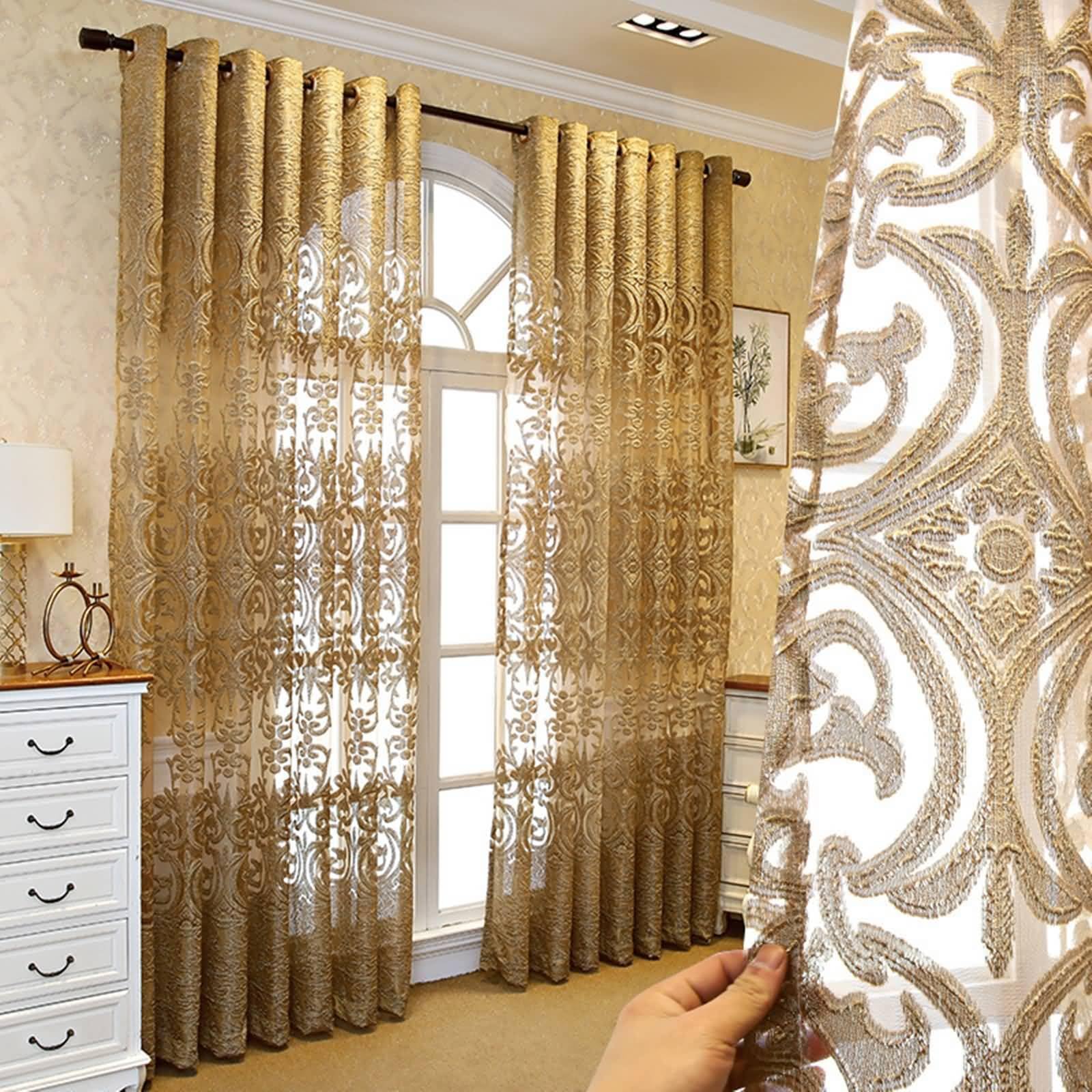 Daesar Gold Vorhänge mit Ösen 2er Set, Vorhänge Lichtdurchlässig 132x244CM Nordisch Jacquard Gardinen Halbtransparent Schlafzimmer Wohnzimmer Küche