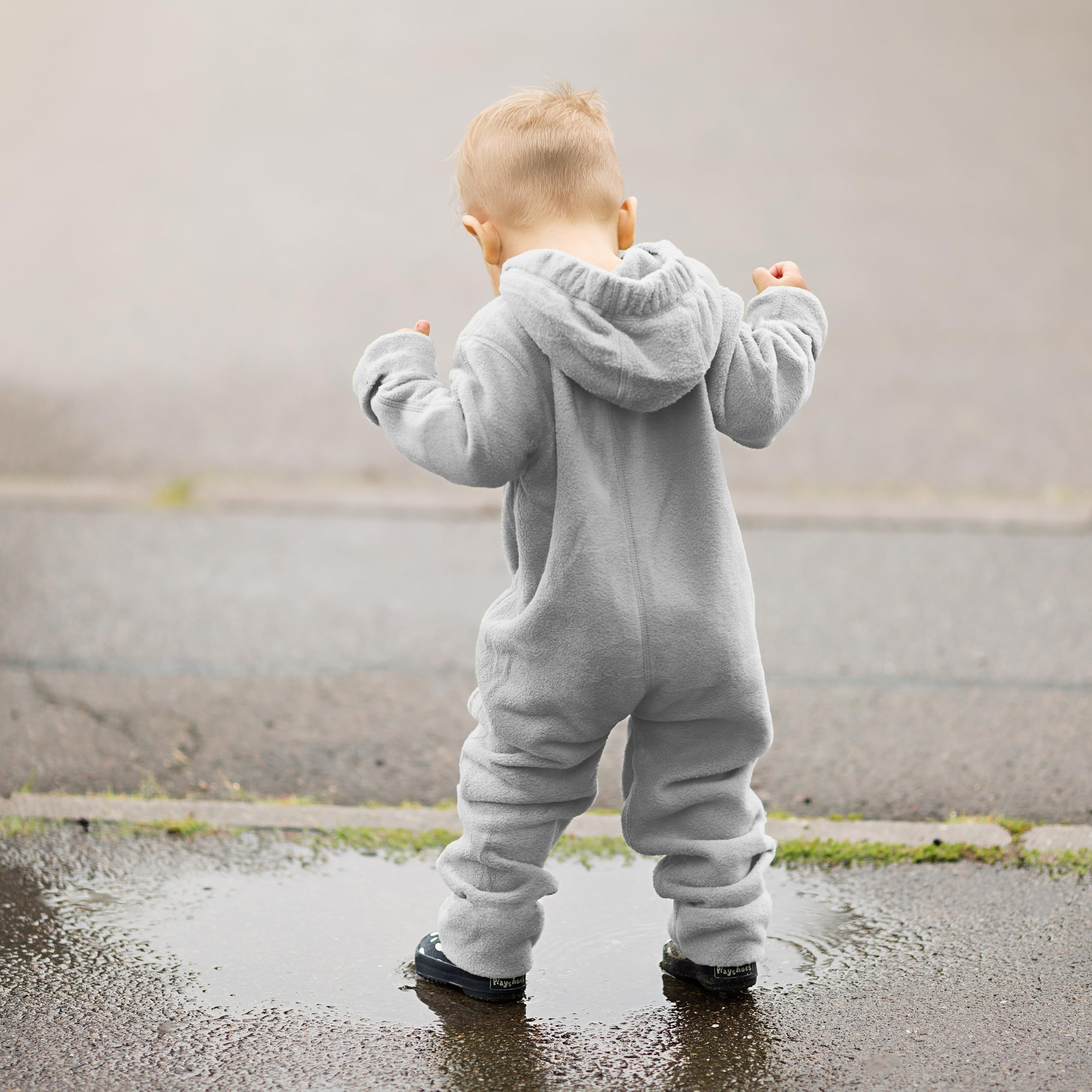 Hoppediz Baby Overall Fleece, stone 92-98 | Wärmender Overall mit extra langen Beinen, mit Daumenloch, Umschlagbündchen an den Füßen, ideal für Babytrage und Tragetuch