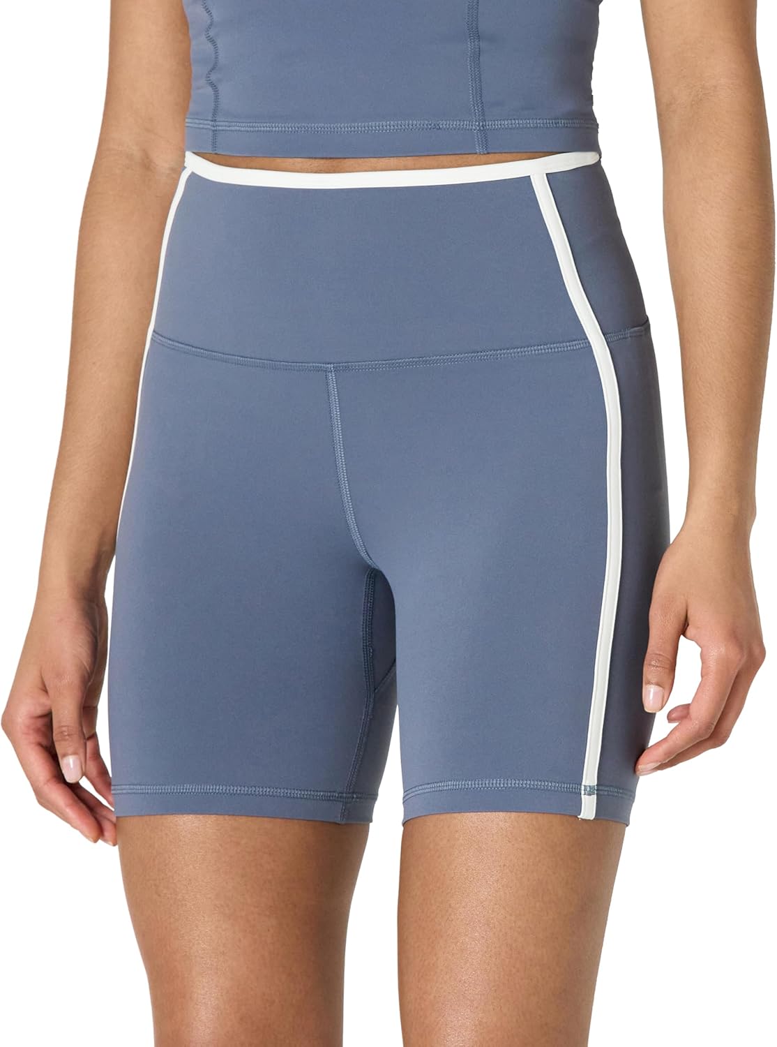 Amazon Essentials Women's Active FormFlex Buttery Soft High Waist 6" Biker Shorts with Contrast Trim