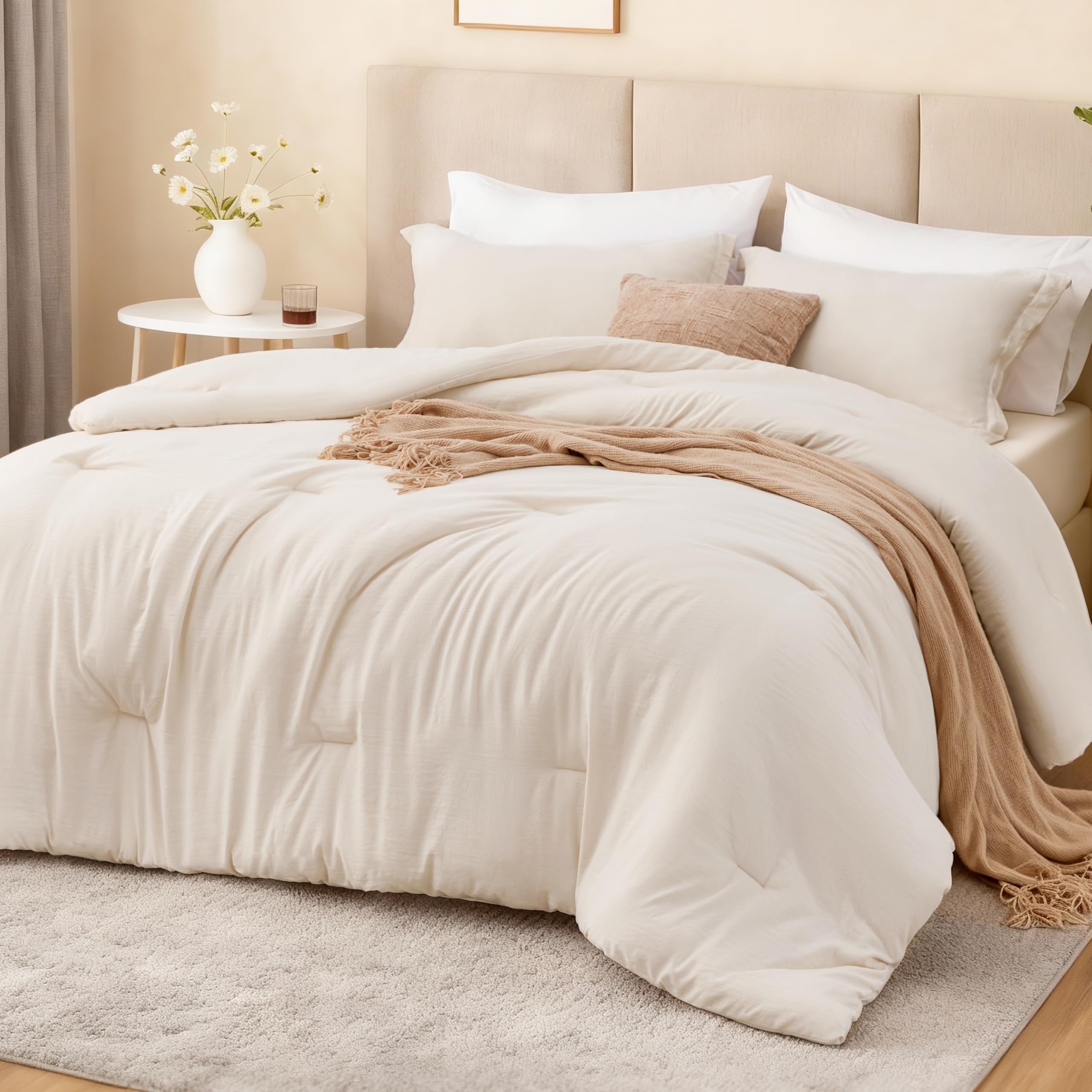 Love's cabin Beige King Size Comforter Set, 3-Piece Prewashed Bed Set with 1 Comforter (104 x 90 in) & 2 Pillowcases, Lightweight & Breathable for All Seasons