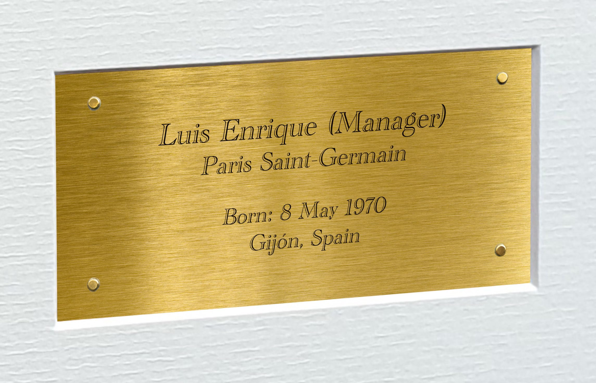 Cadre photo A4 dédicacé de Luis Enrique Paris Saint-Germain PSG Champions League 2025 30,5 x 20,3 cm avec autographe