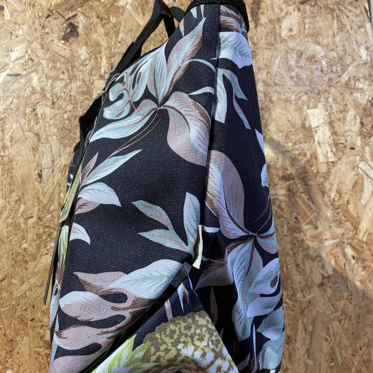 LeSportsac x Reyn Spooner トートバッグ 日本限定 Amazon.co.jp: LeSportsac reyn spooner トートバッグ コラボ