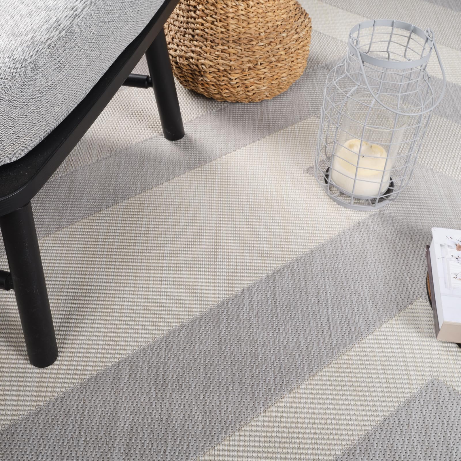 Livabliss Tekeli Tappeto da Esterno ed Interni Tappeto Esterno Terrazzo Moderne, per Giardino, Balcone, Stile Boho Tappeti Ampi Dimensioni, 120x170 cm Grigio e Avorio