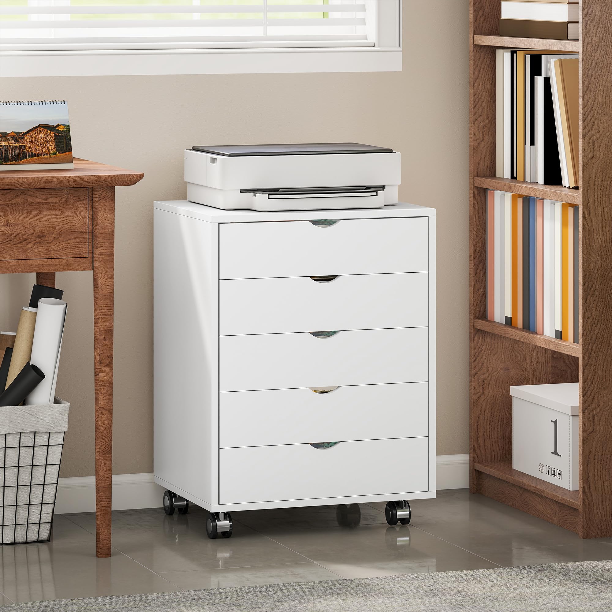 HOMCOM Schedario da Ufficio Cassettiera, 5 Cassetti, 50x40x67.5 cm, Bianco | Ruote, Blocco, Cassettiera Ufficio, per Documenti A3/Lettera/Formato A4, Armadietto Verticale Salvaspazio, per Studio