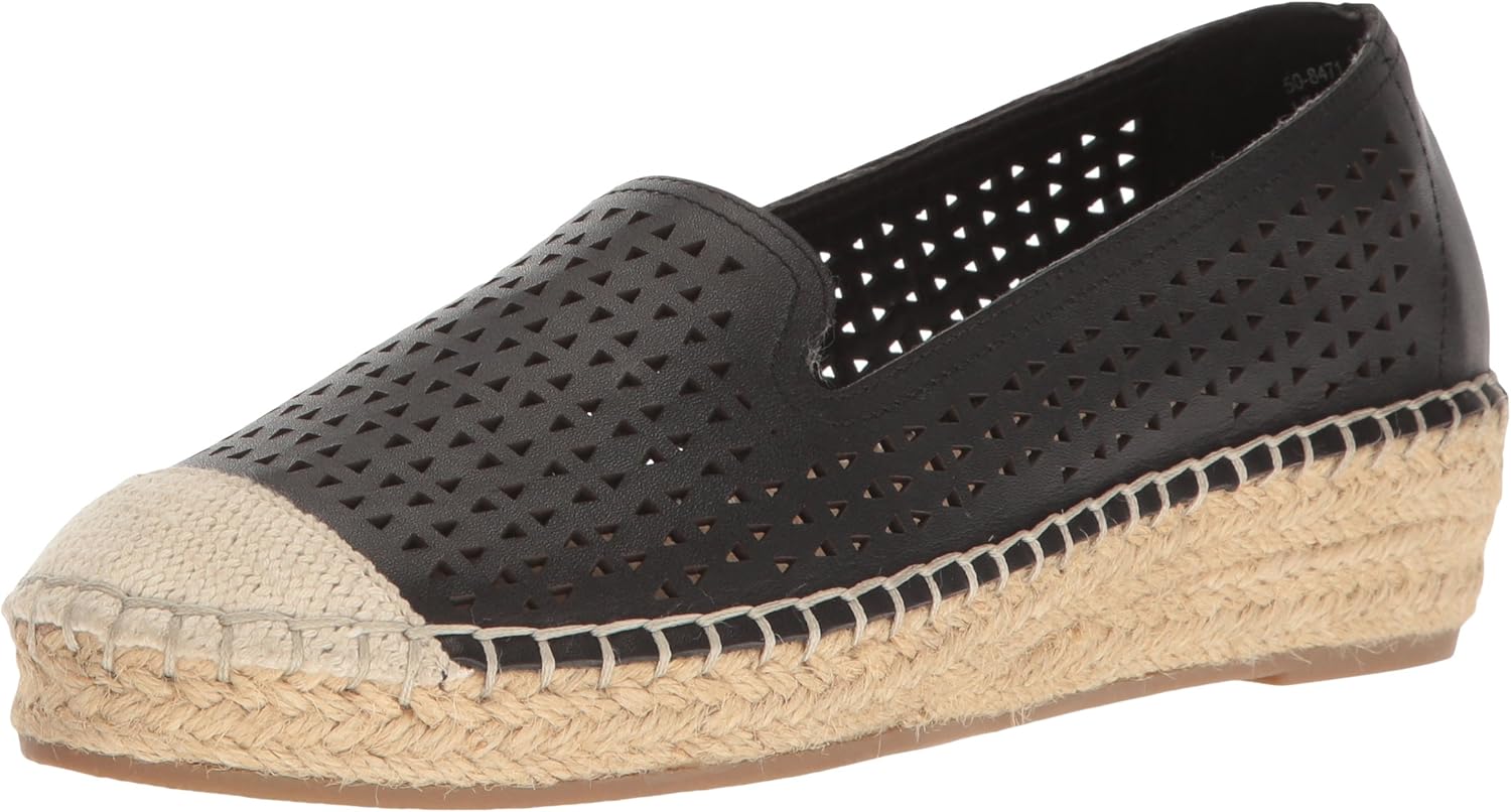 Bella Vita Women's Channing Ballet Flat, Black, 7.5 M US