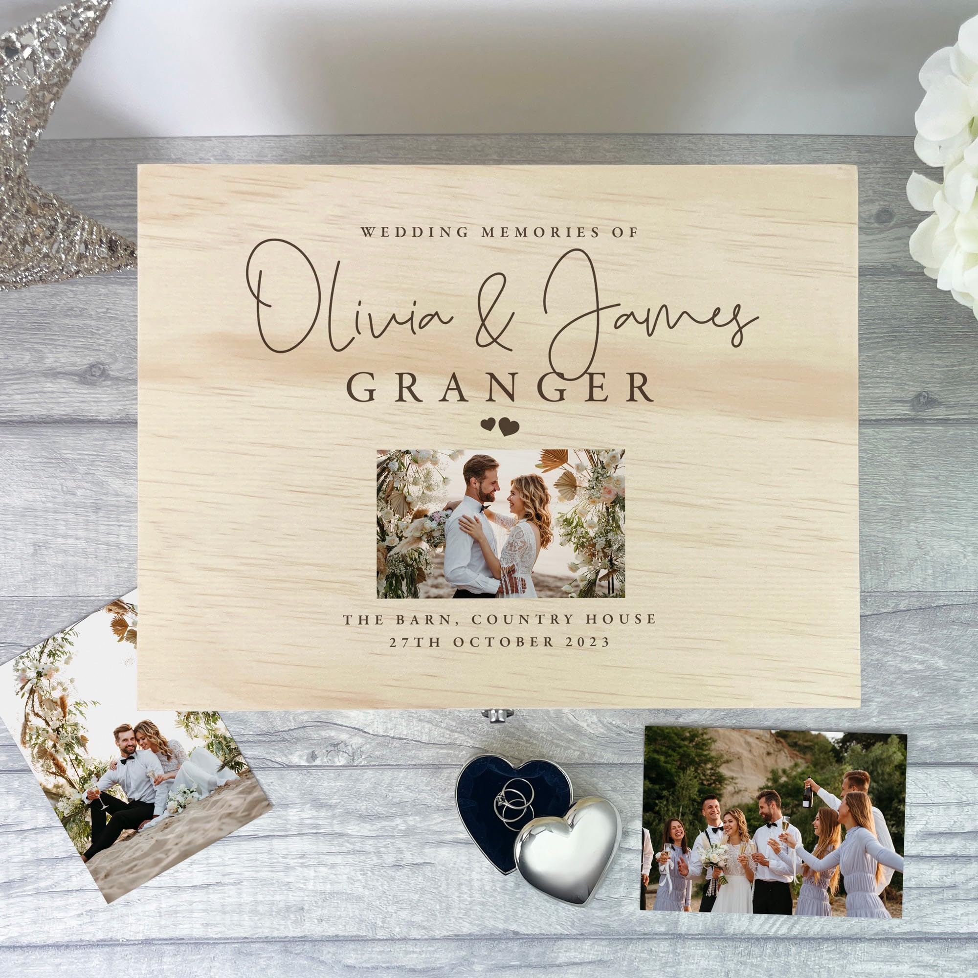 Caja de recuerdos de madera personalizada para fotos de boda, regalo de boda, fotografía personalizada, mensaje, lugar, nombres, apellido y fecha, regalo perfecto para el día de la boda, 26 x 19 x