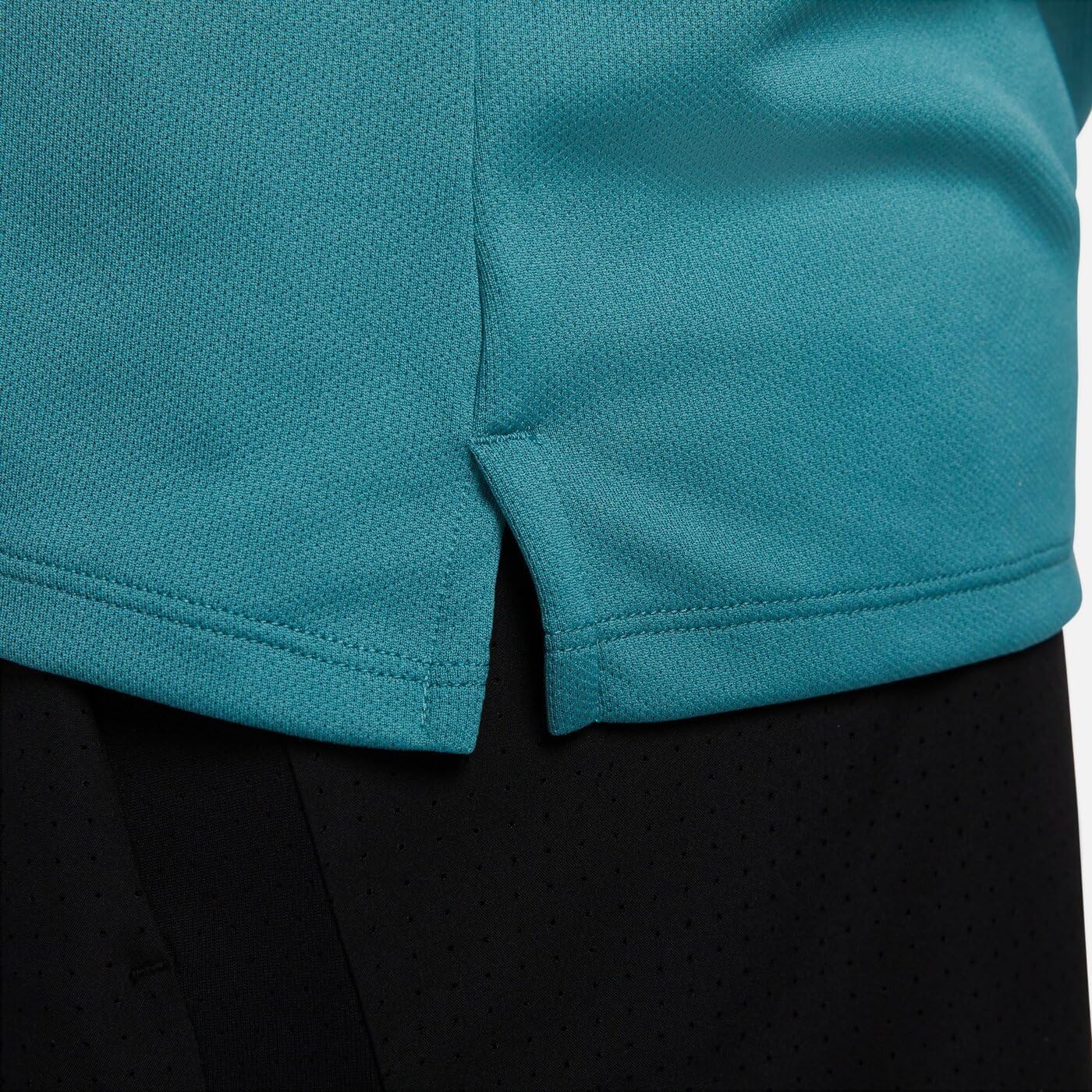 Nike Men's Dri-FIT UV Miler Run Division Short-Sleeve Graphic Running Top