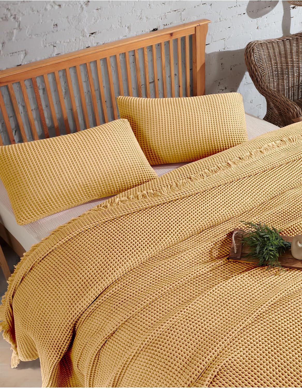 Waffle Weave Bedspread 100% Cotton Queen/King Size Lightweight Breathable Texture Solid Color Bed Coverlet Latte for Seasons - White, One Size