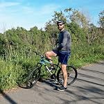 AVASTA Earth 26 27.5 inch VTT avec 21-Speed, Cadre en aluminium, Double disque frein, Confortable Saddle, Couleurs multiples