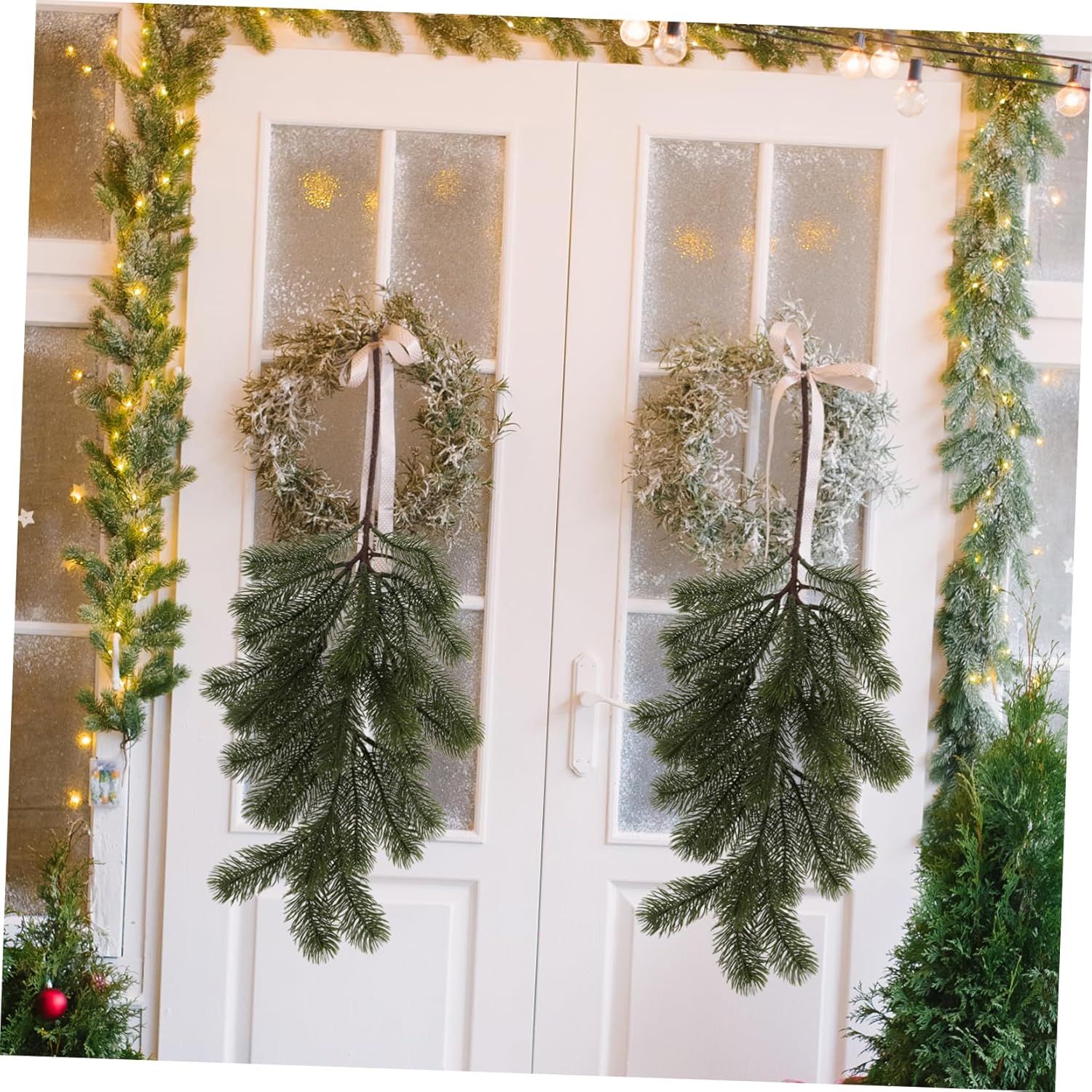 PRETYZOOM Artificial Christmas Teardrop Swag Upside Down Xmas Tree Wall Hanging Decoration for Indoor Holiday Decor Unique Greenery Design for Festive Cheer and DIY Creativity