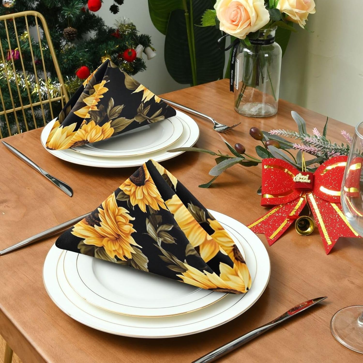 CEBUGI Black Sunflower Cloth Napkins Set of 6 Soft Absorbent Washable Reusable Cloth Dinner Napkins for Weddings Parties Table Decor