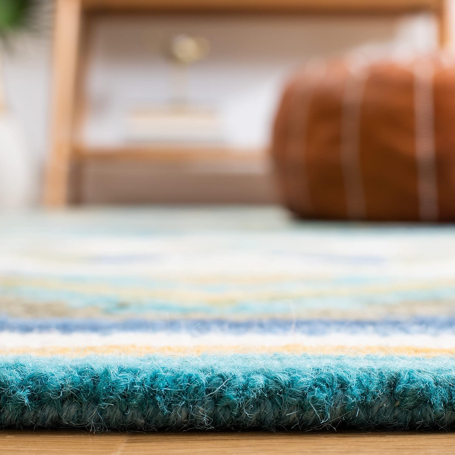 SAFAVIEH Aspen Collection Accent Rug - 4' x 6', Blue & Yellow, Handmade Boho Wool, Ideal for High Traffic Areas in Entryway, Living Room, Bedroom (APN352M)