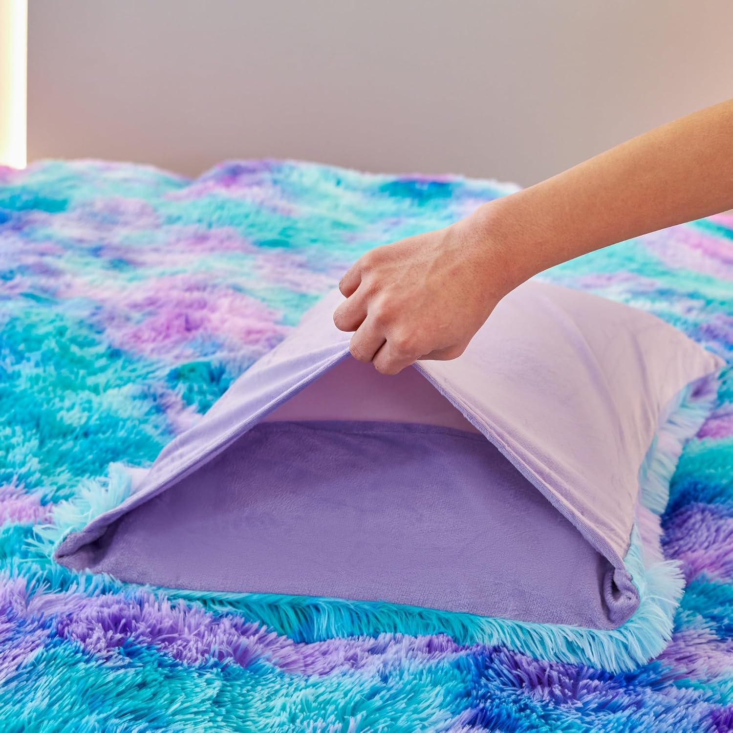 RYNGHIPY Shaggy Bedding Set for Girls Bluey Purple Tie Dye Faux Fur Duvet Cover Set Twin Size Fluffy Plush Velvet Comforter Cover Pillowcases (Blue Purple,Twin) - Image 6