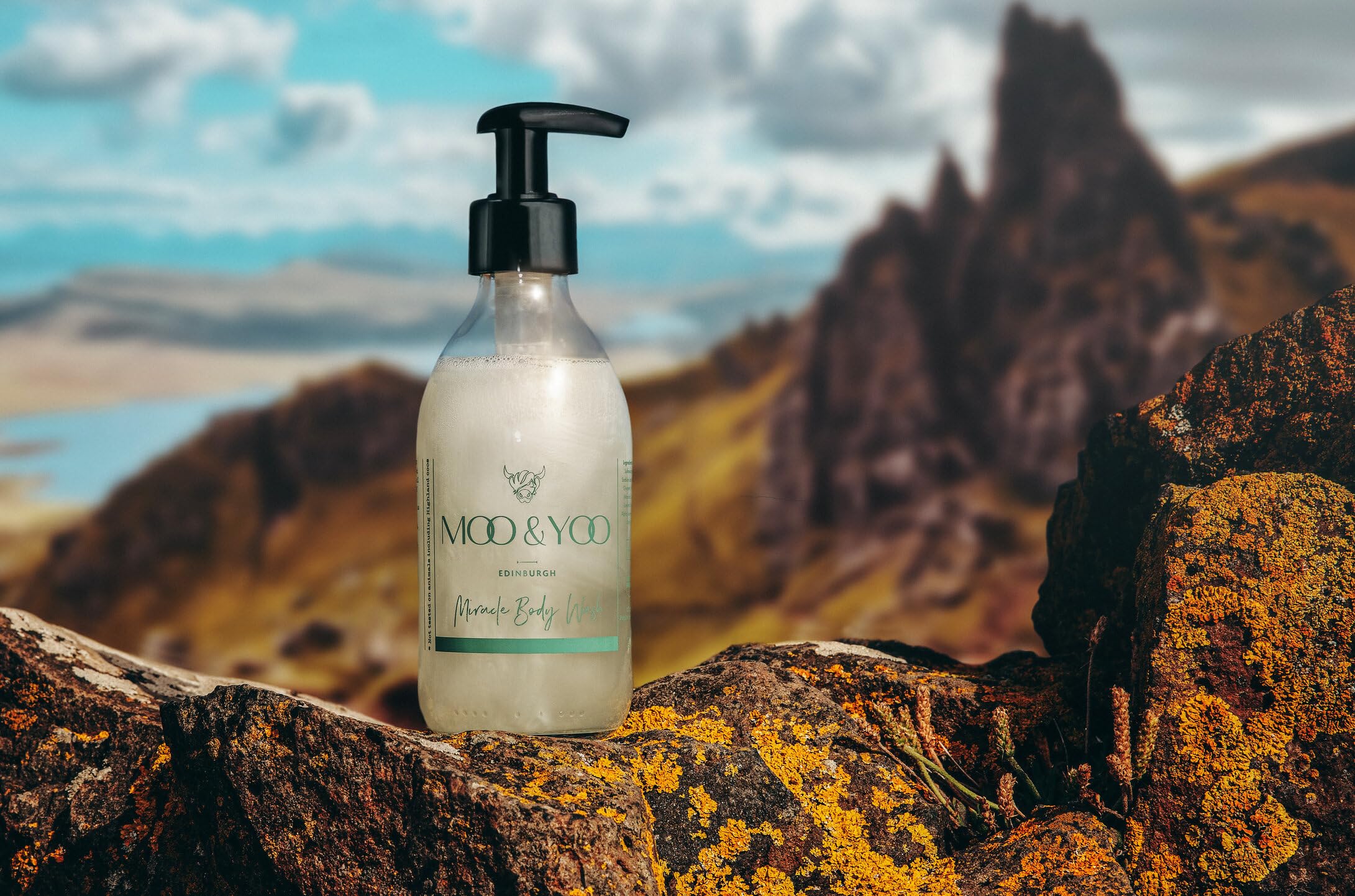 Moo & Yoo Miracle Body Wash, Marula Oil & Icelandic Moss, Natural Body Wash, Moisturising Shower Gel, Vegan & Cruelty Free - Image 3