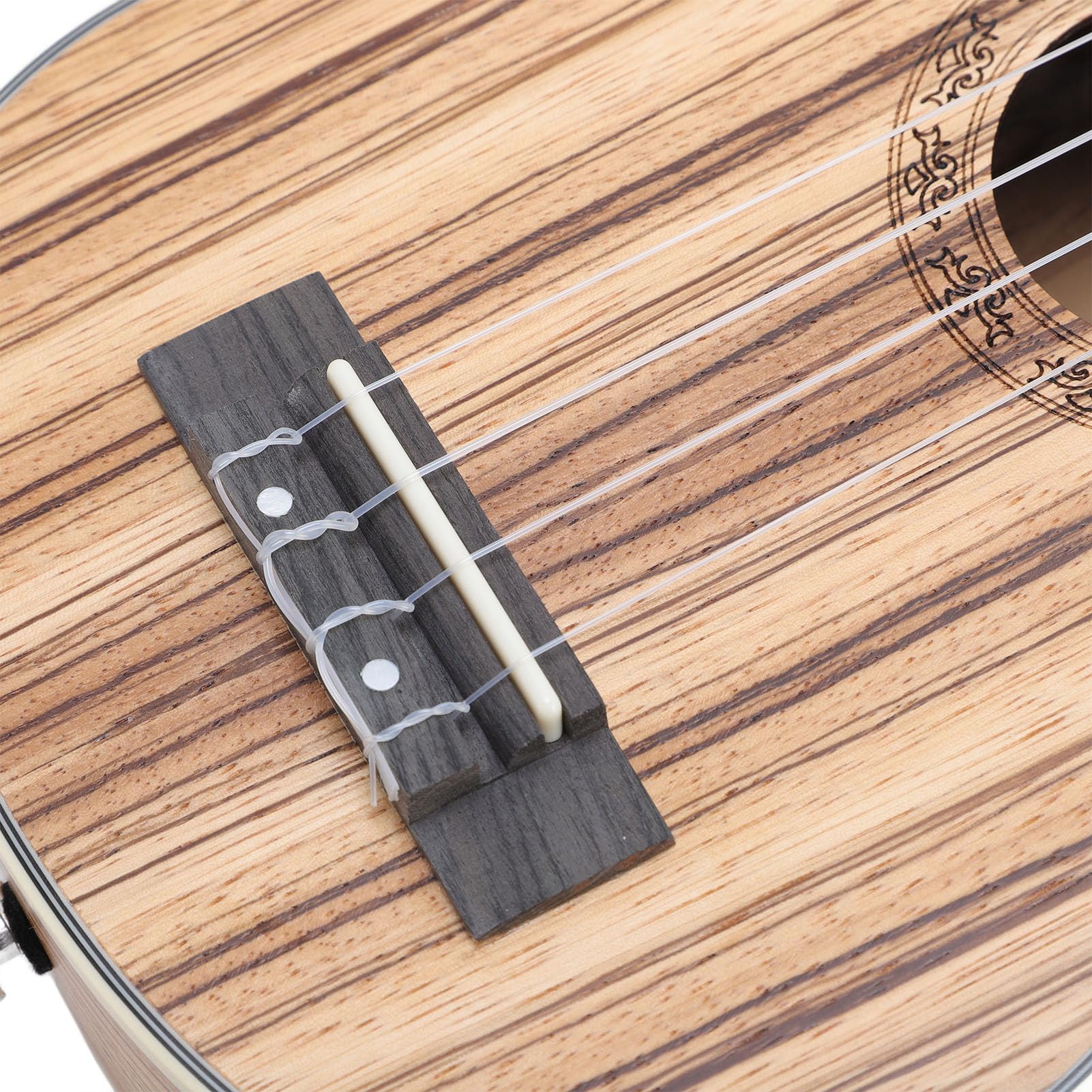 Keenso Sopran -Ukulele -Kit, 21 Zoll Zebraholz mit Warmem, Reichhaltigem Geräusch, Komplettes Starter Kit, Sopraniegröße Passt zu Kindern und Erwachsenen Anfängern, Glatte Carbon Nylon Saiten und
