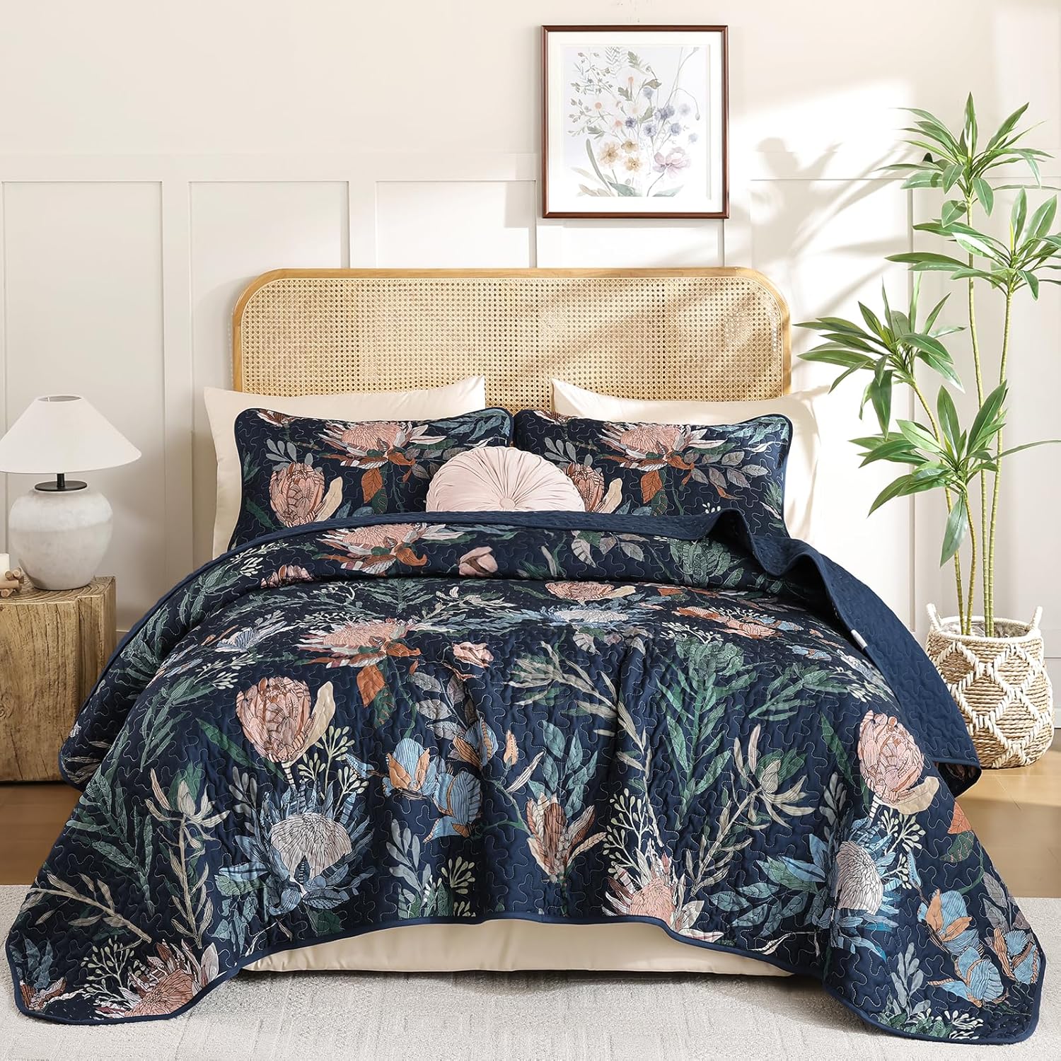 Dintszyayue Quilt Queen Size Navy, 3 Pieces Boho Floral Bedspread Bedding for Queen Size Bed, Soft Lightweight Microfiber Coverlet Set for All Season Quilt with 2 Pillowcases - Image 9