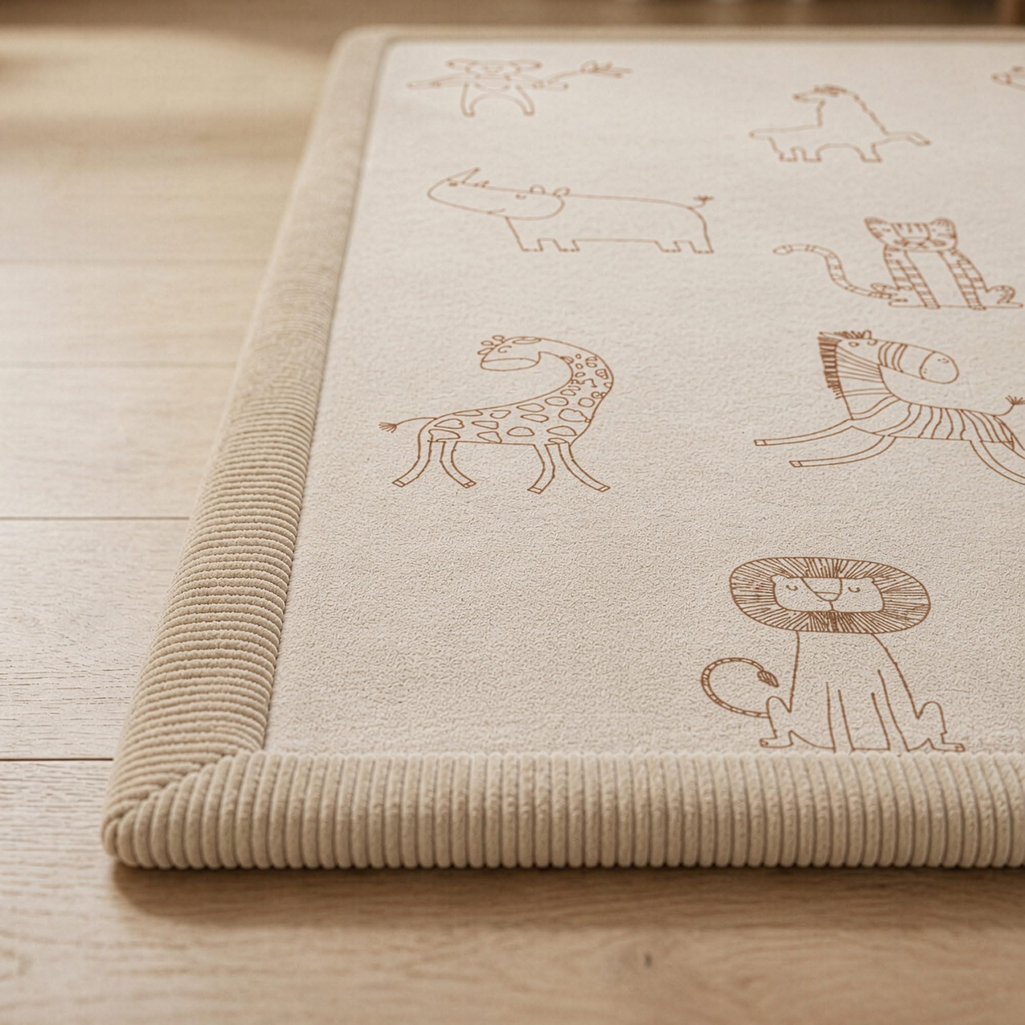 Sanosoft® Krabbelteppich für Babys – Samtweiche & Kuschelige Spielmatte – rutschfest, Schadstoffgeprüft & Öko-Tex zertifizierte Krabbelmatte (Motiv Afrika, 120x170cm)