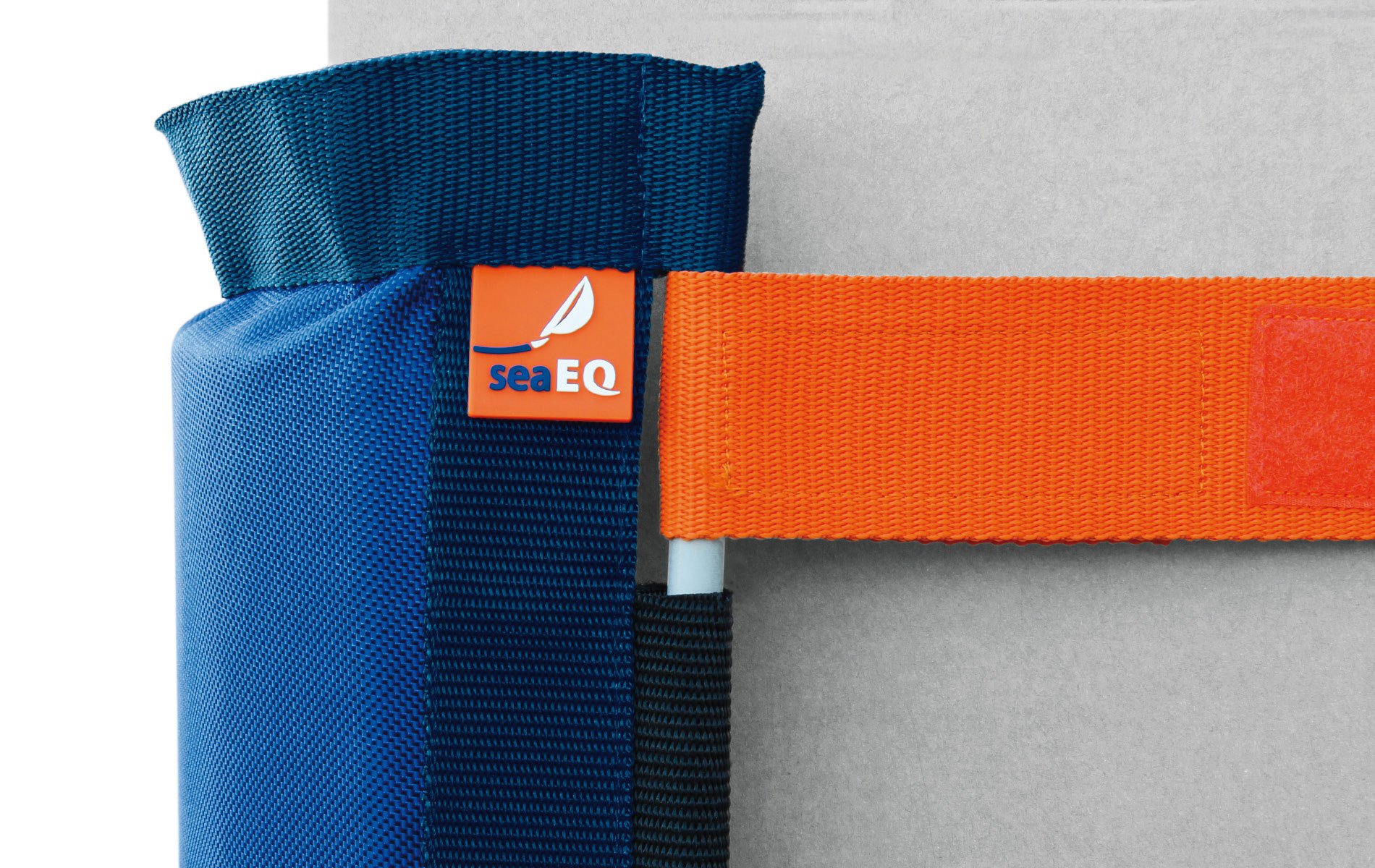 Pfahlfender breit XL, Spanngurtsystem PFS 1020 für sehr Dicke Pfähle, Dalbenfender, Hafenfender PF 40/80 blau XL