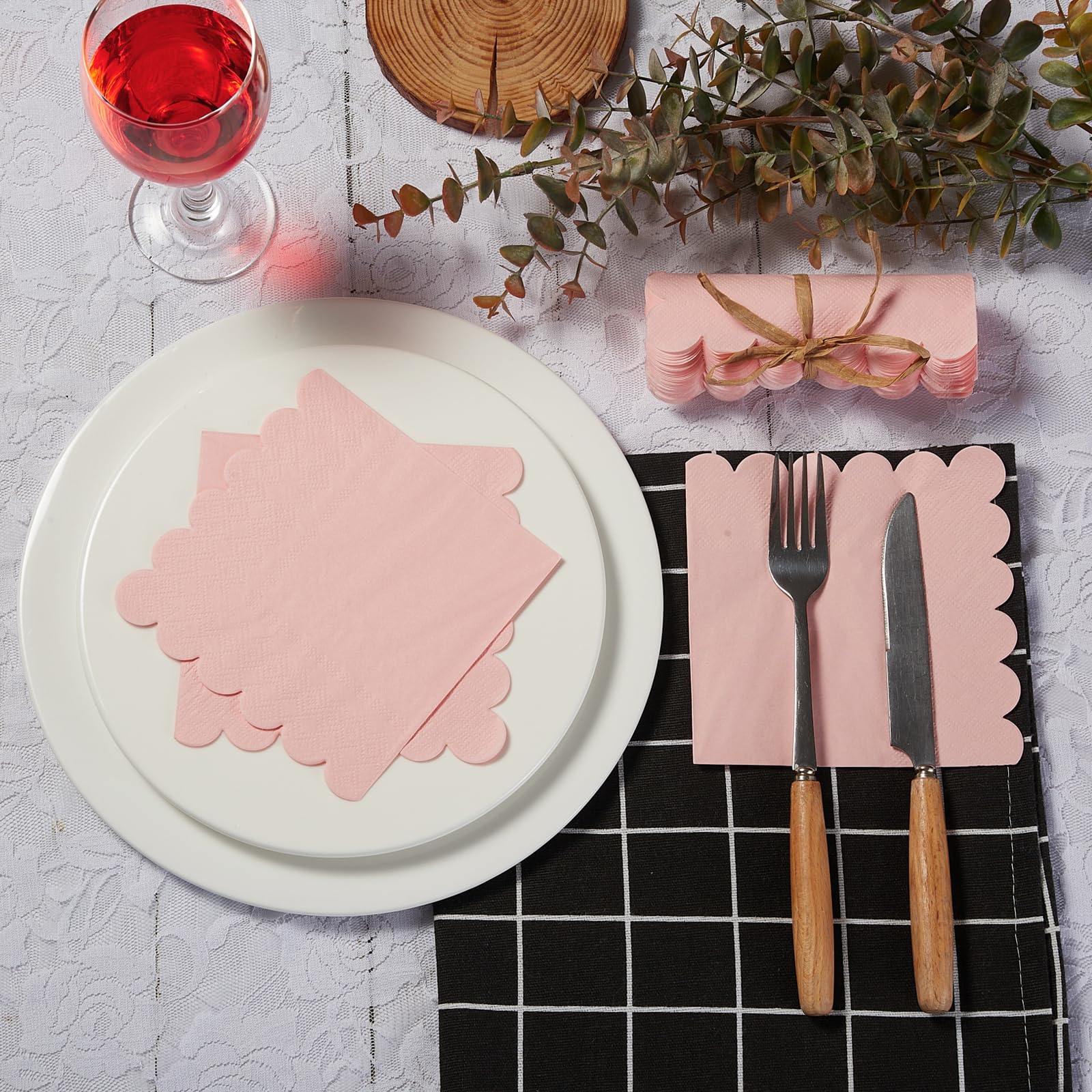 Paquete de 200 servilletas de cóctel desechables de 2 capas con borde festoneado verde salvia plegadas de 5 x 5 pulgadas para cena, boda, baby shower, fiesta de cumpleaños, aniversario, recepción