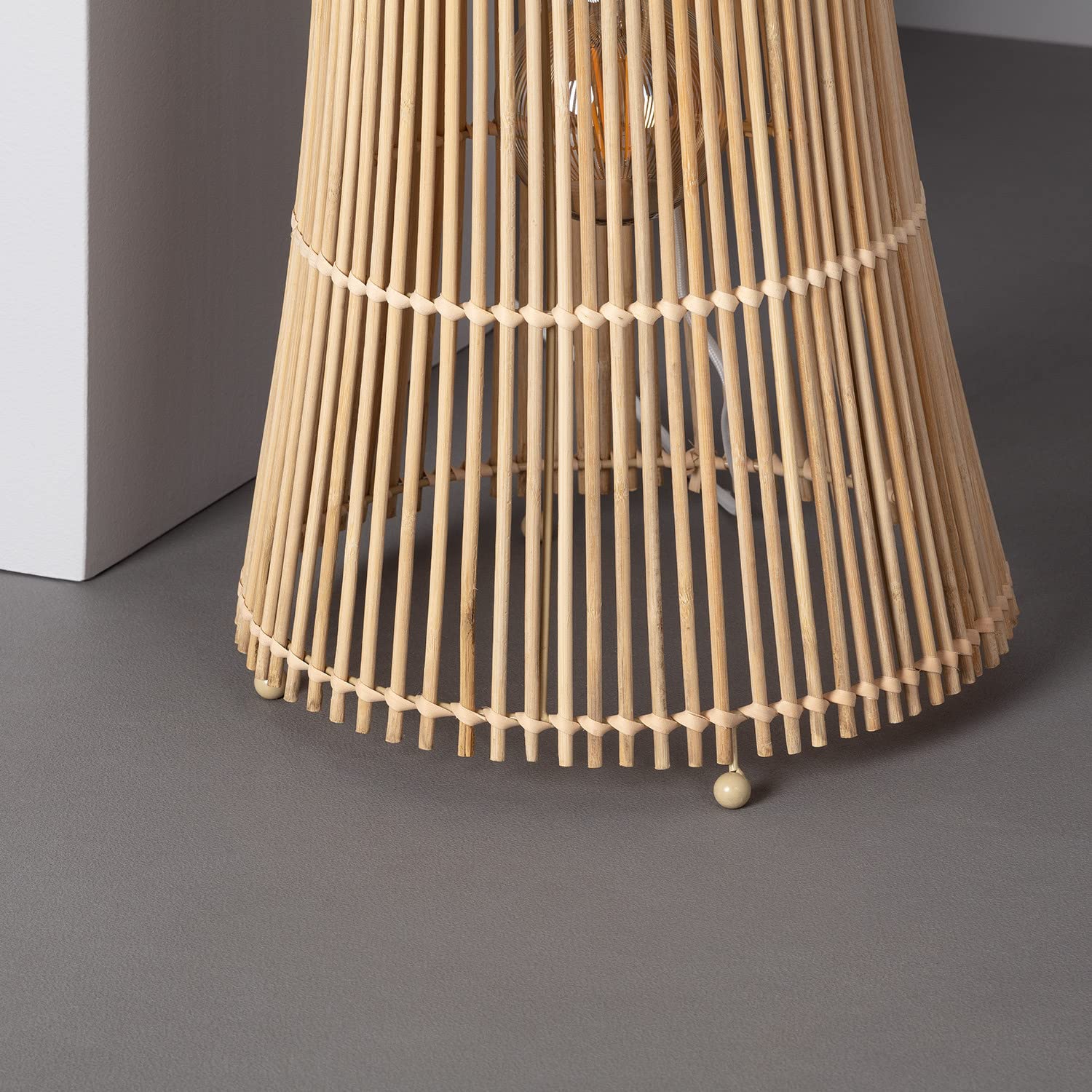 LEDKIA LIGHTING - Lámpara de Pie Marady | Diseño Mediterráneo y Natural | Compatible con Bombillas LED E27 | Para Salón; Dormitorio y Más | 1180 mm Alto; Natural; Bambú