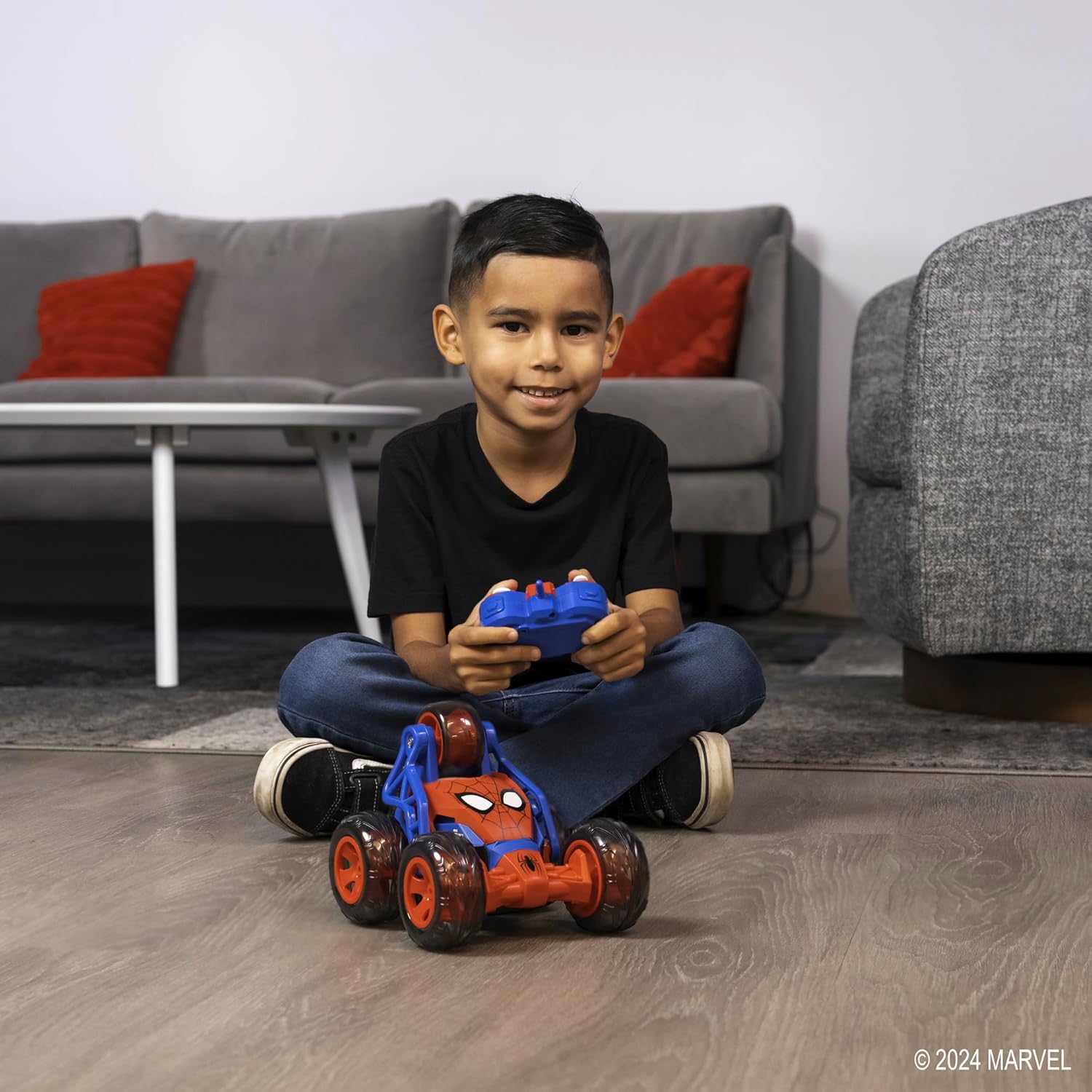 Jada Toys Spider-Man RC Stunt Car (20 cm) - Remote Controlled Car with 5 Wheels for Standing Drift & 360° Action, Marvel Toy for Children from 5 Years, with Light, Includes Battery & Batteries