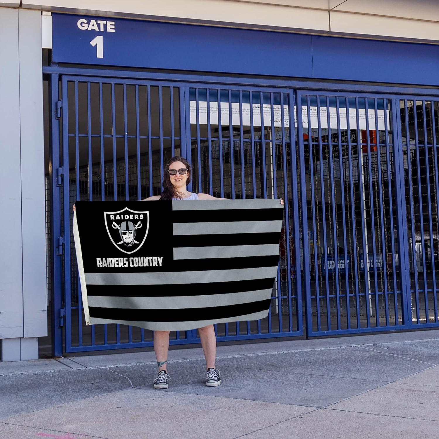 NFL Rico Industries Las Vegas Raiders Country 3' x 5' Banner Flag 3' x 5' Banner Flag Single Sided - Indoor or Outdoor - Home Décor