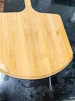 Vista 3 de Tabla de pizza de bambú de 12 pulgadas, tabla de cortar de pizza de madera, tabla para servir pizza para cocina, tabla de charcutería, natural